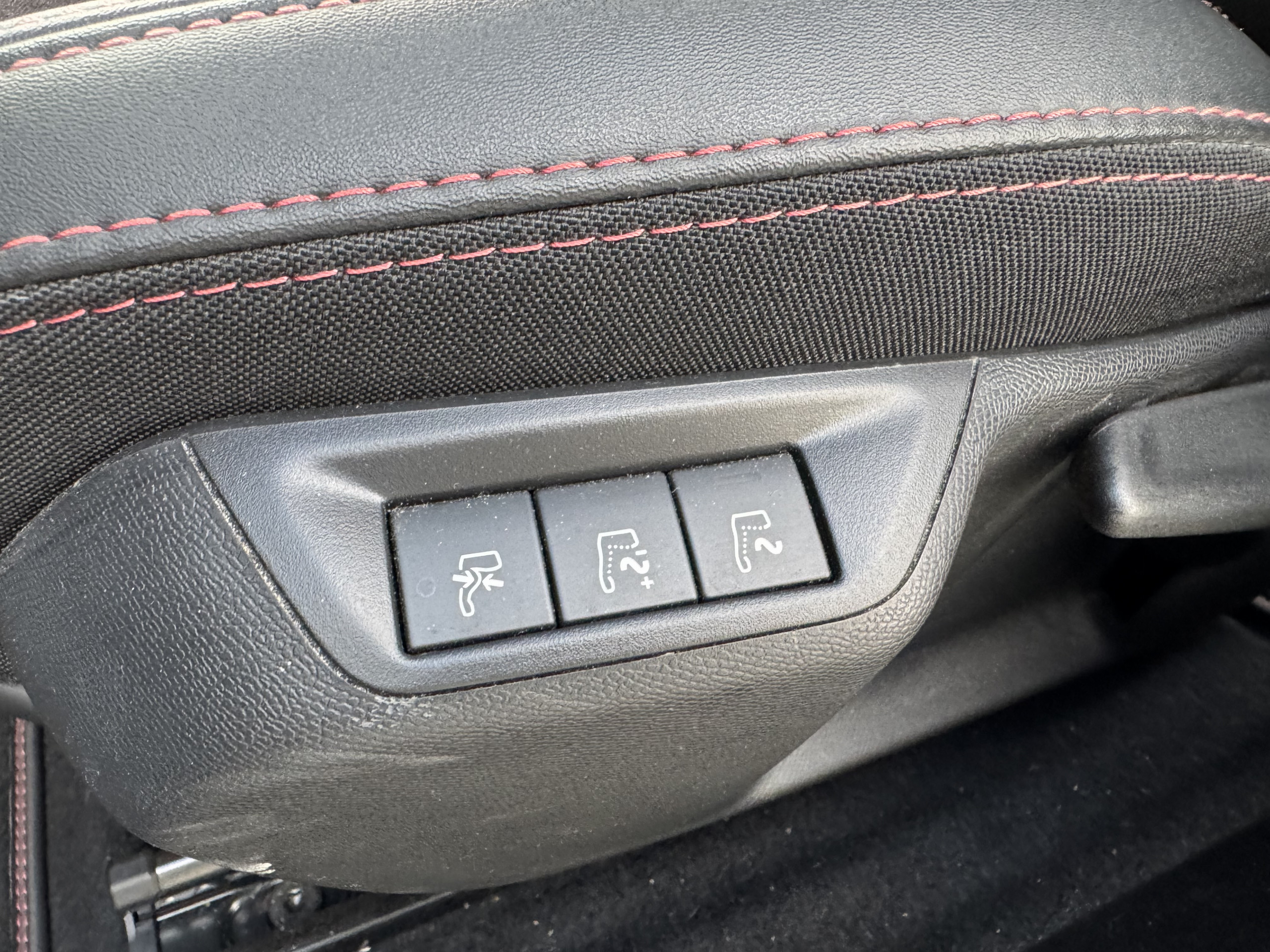 Peugeot 308  II Puretech 263 S&S GTi By Peugeot Sport groupe Vergnon