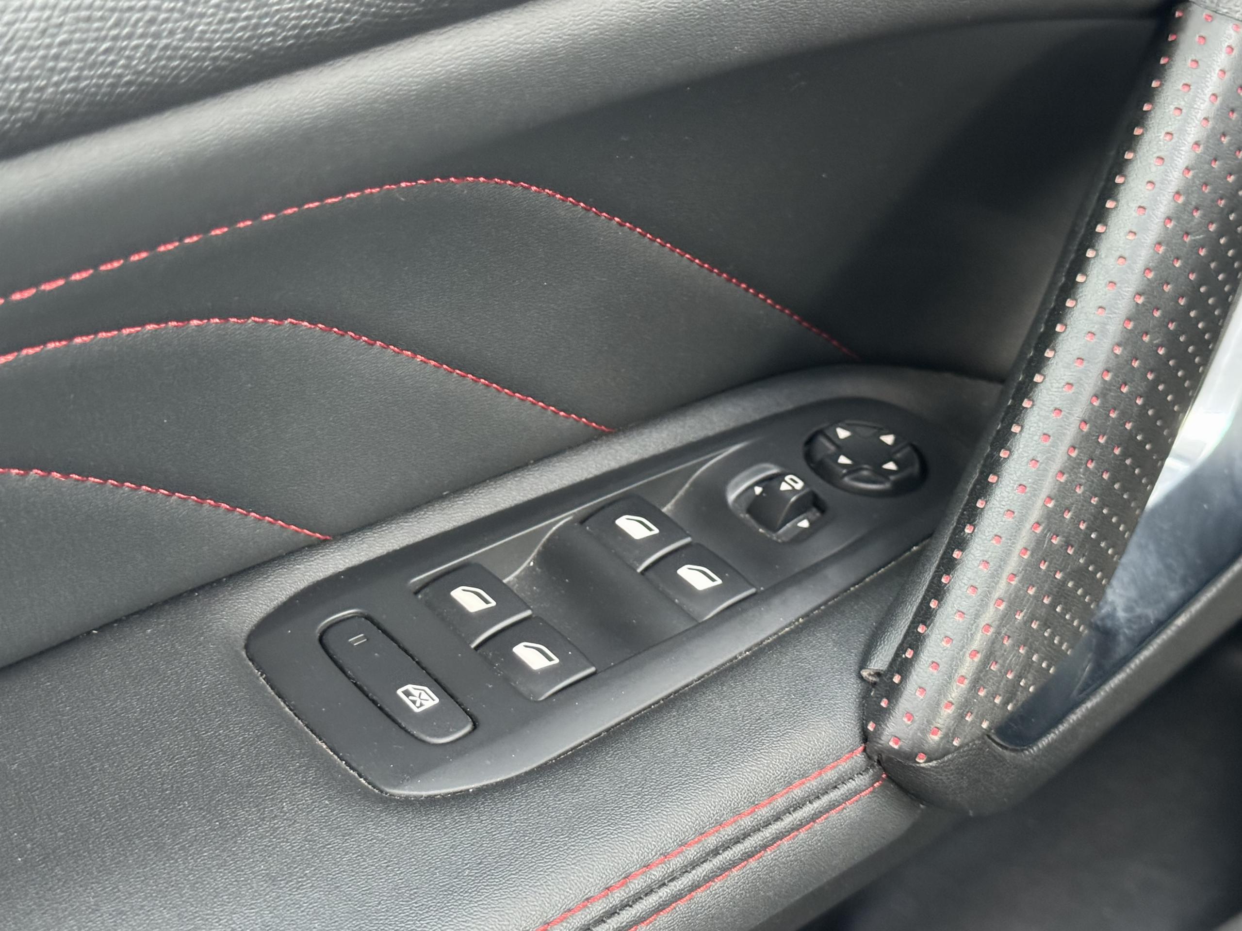 Peugeot 308  II Puretech 263 S&S GTi By Peugeot Sport groupe Vergnon