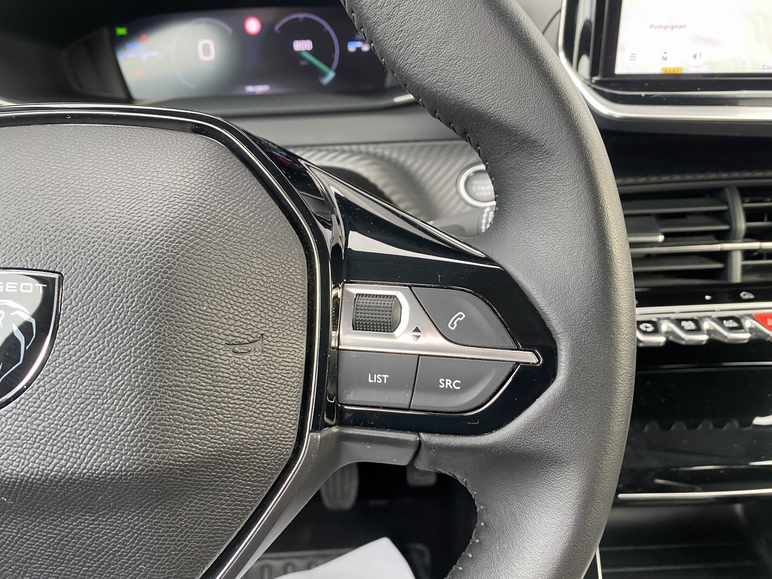 Peugeot 208  II PureTech 100 S&S Allure groupe Vergnon