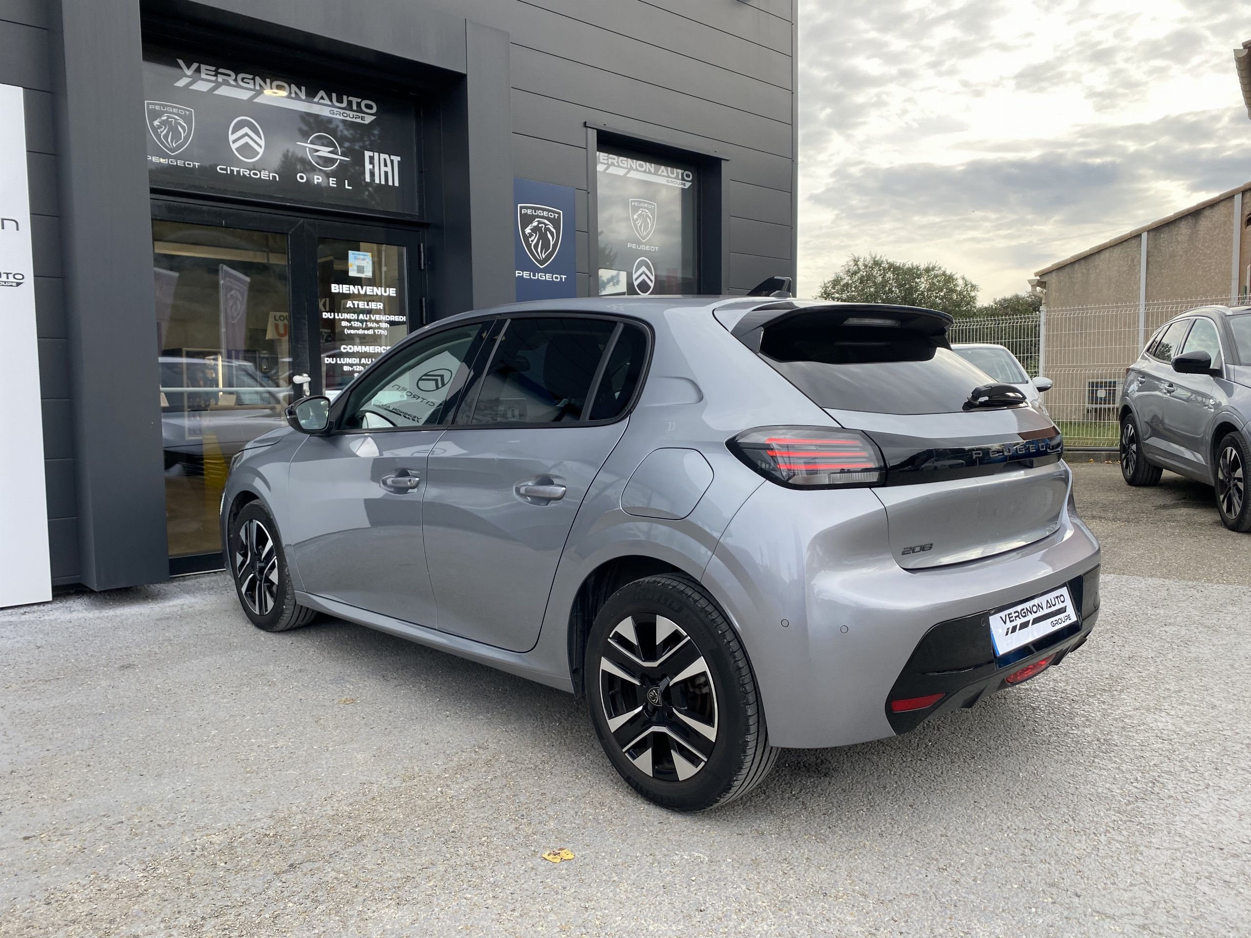 Peugeot 208  II PureTech 100 S&S Allure groupe Vergnon