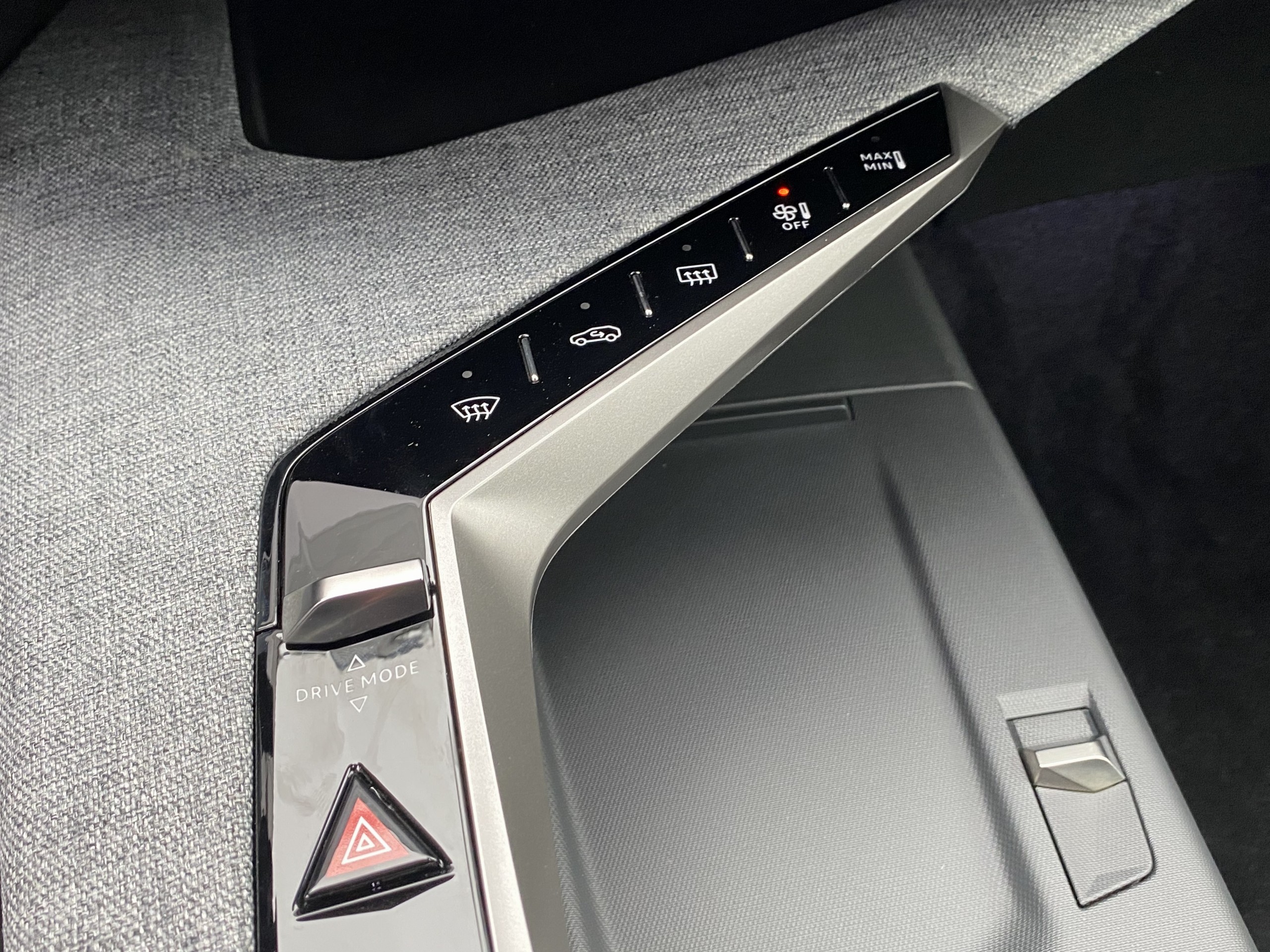 Peugeot 3008  III 1.6 PHEV 195 E-DCS7 GT groupe Vergnon