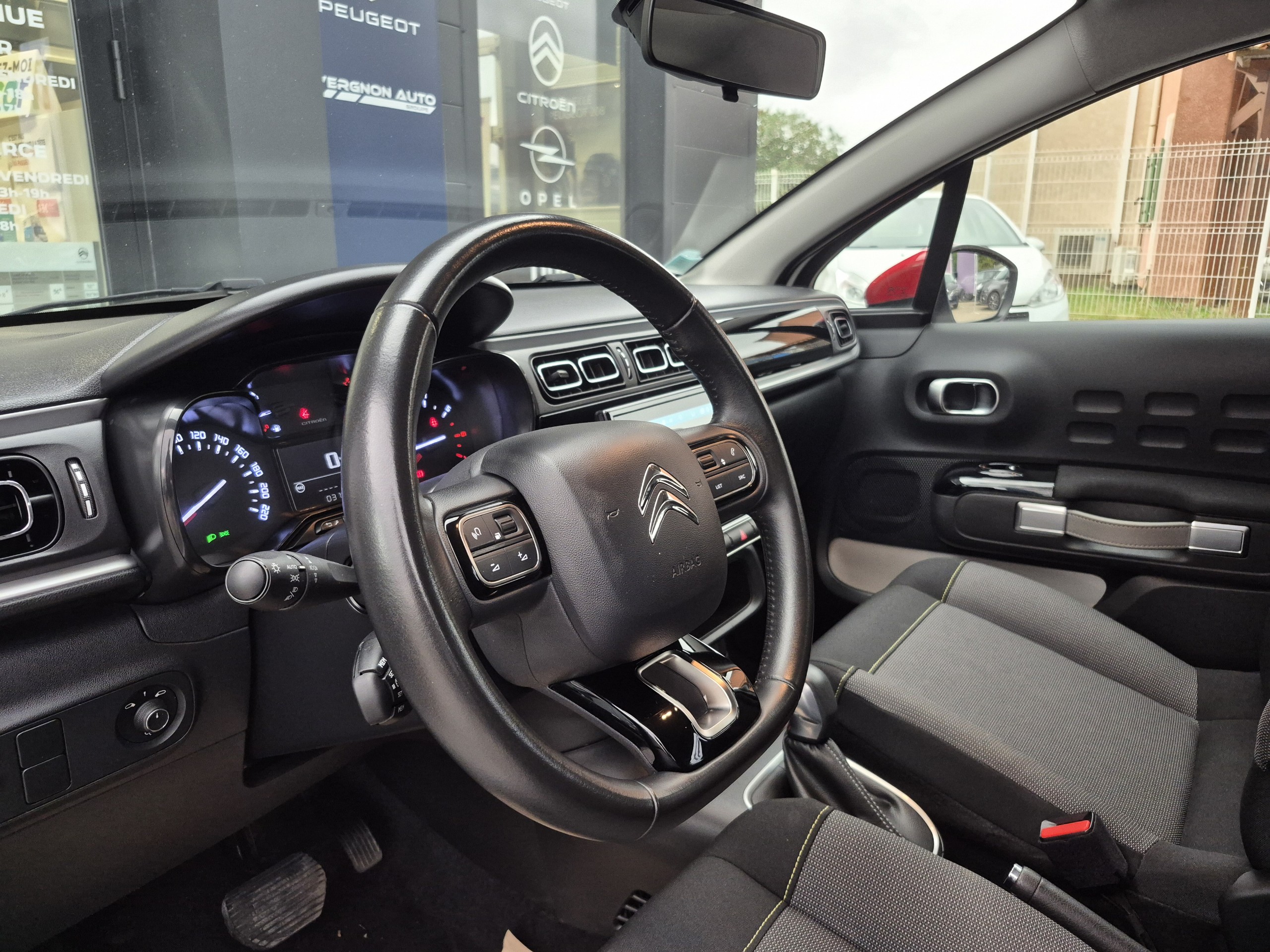 Citroën C3  III PureTech 110 S&S EAT6 Shine groupe Vergnon