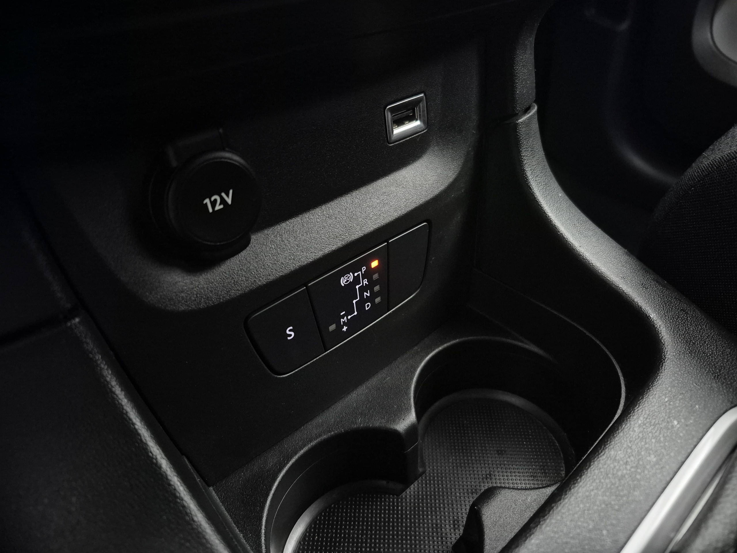 Citroën C3  III PureTech 110 S&S EAT6 Shine groupe Vergnon