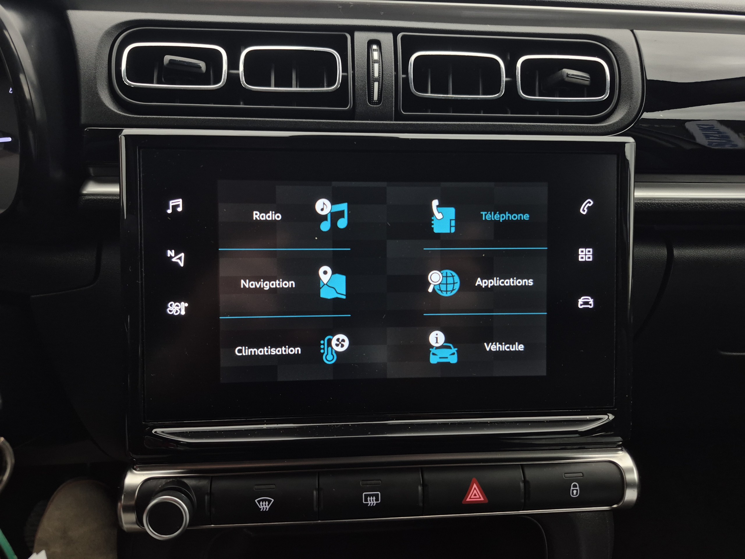 Citroën C3  III PureTech 110 S&S EAT6 Shine groupe Vergnon