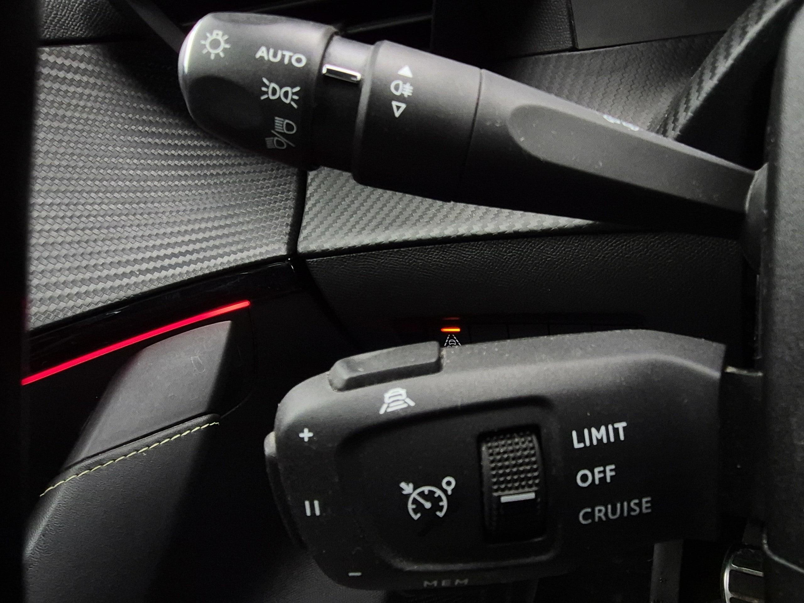 Peugeot 208  II BLUEHDI 100 S&S GT Pack groupe Vergnon