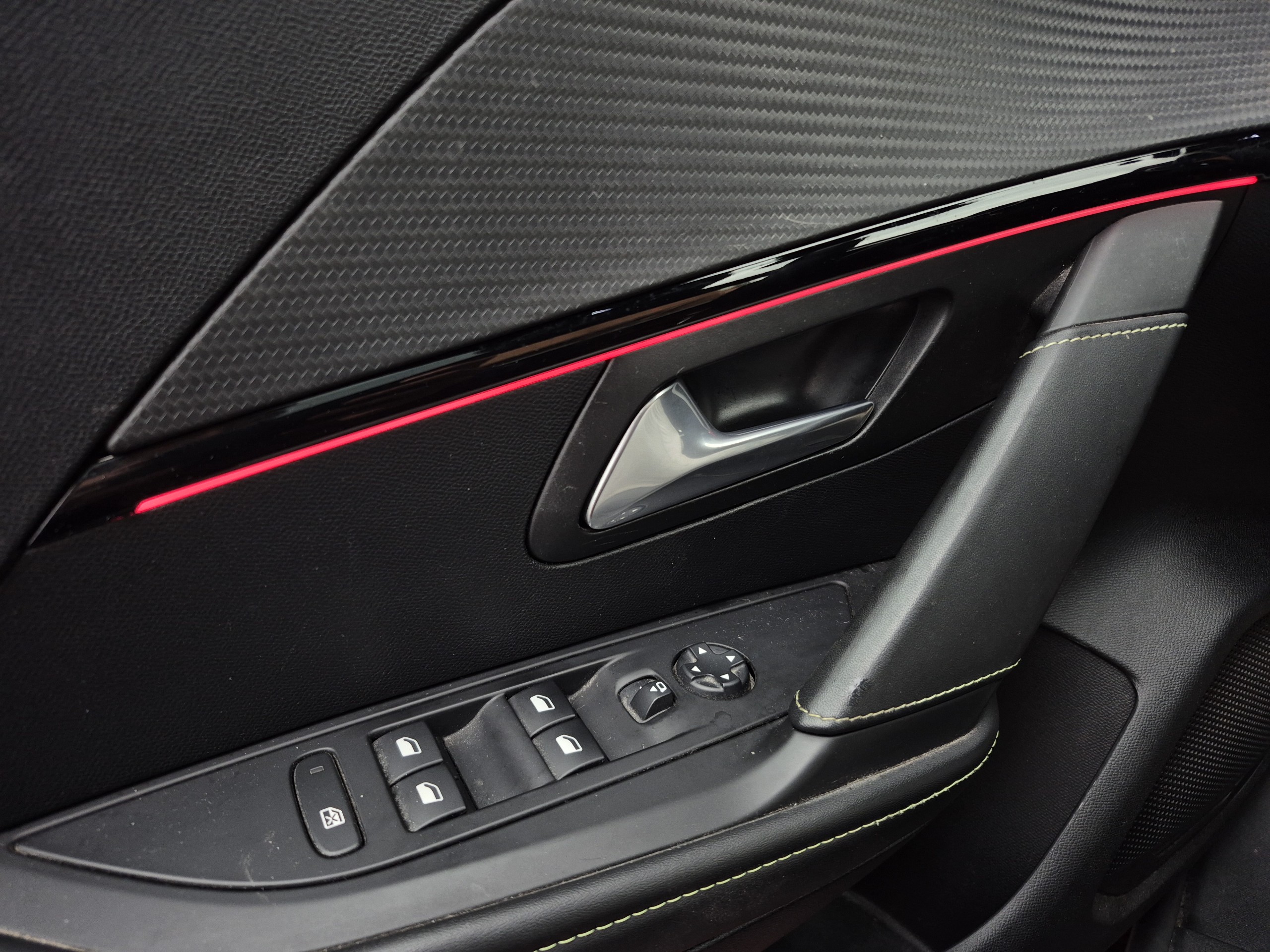 Peugeot 208  II BLUEHDI 100 S&S GT Pack groupe Vergnon