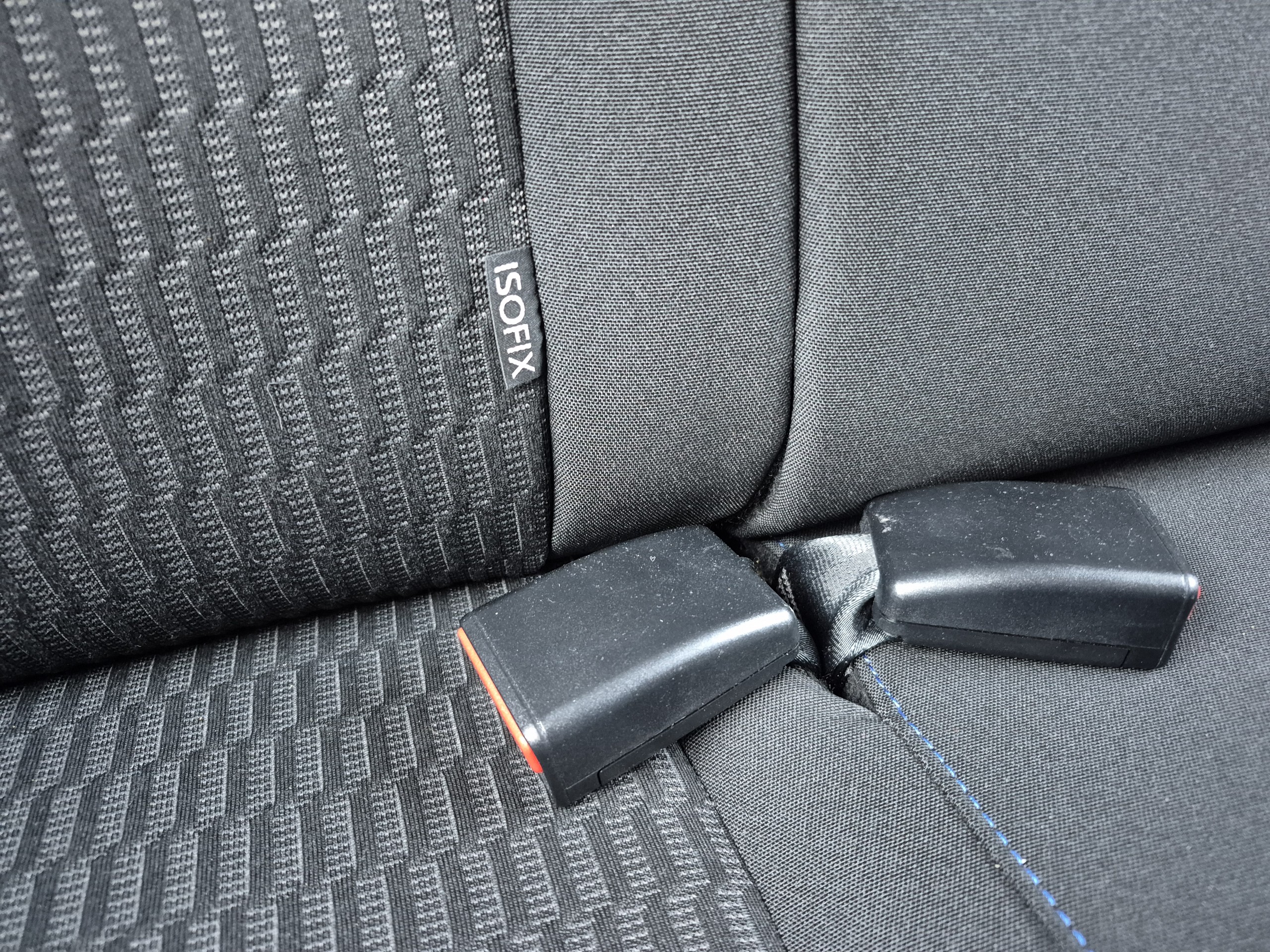 Peugeot 208 Puretech 82 Signature groupe Vergnon