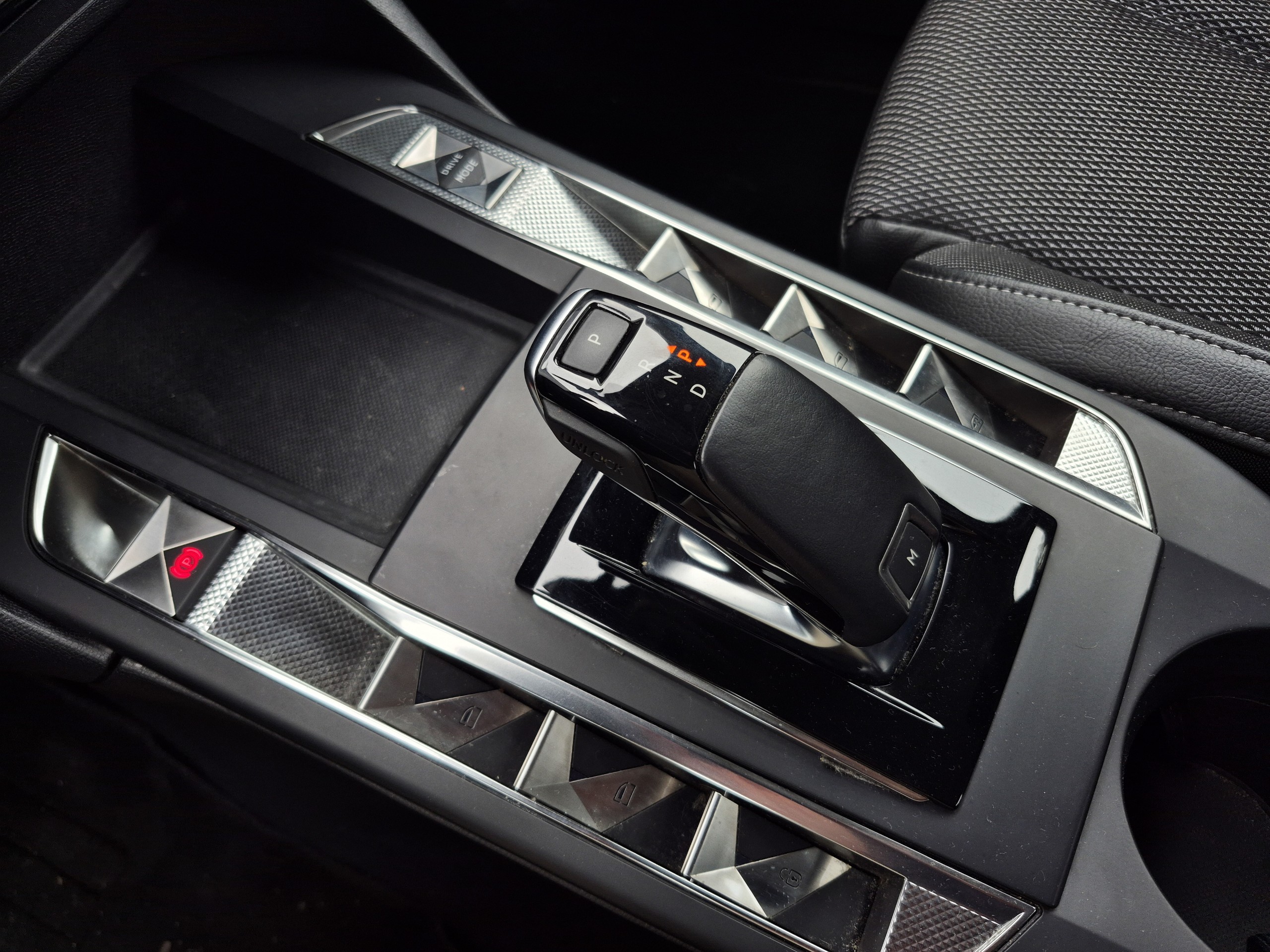 Ds DS 3 1.5 BLUEHDI 130 AUTOMATIQUE BASTILLE groupe Vergnon