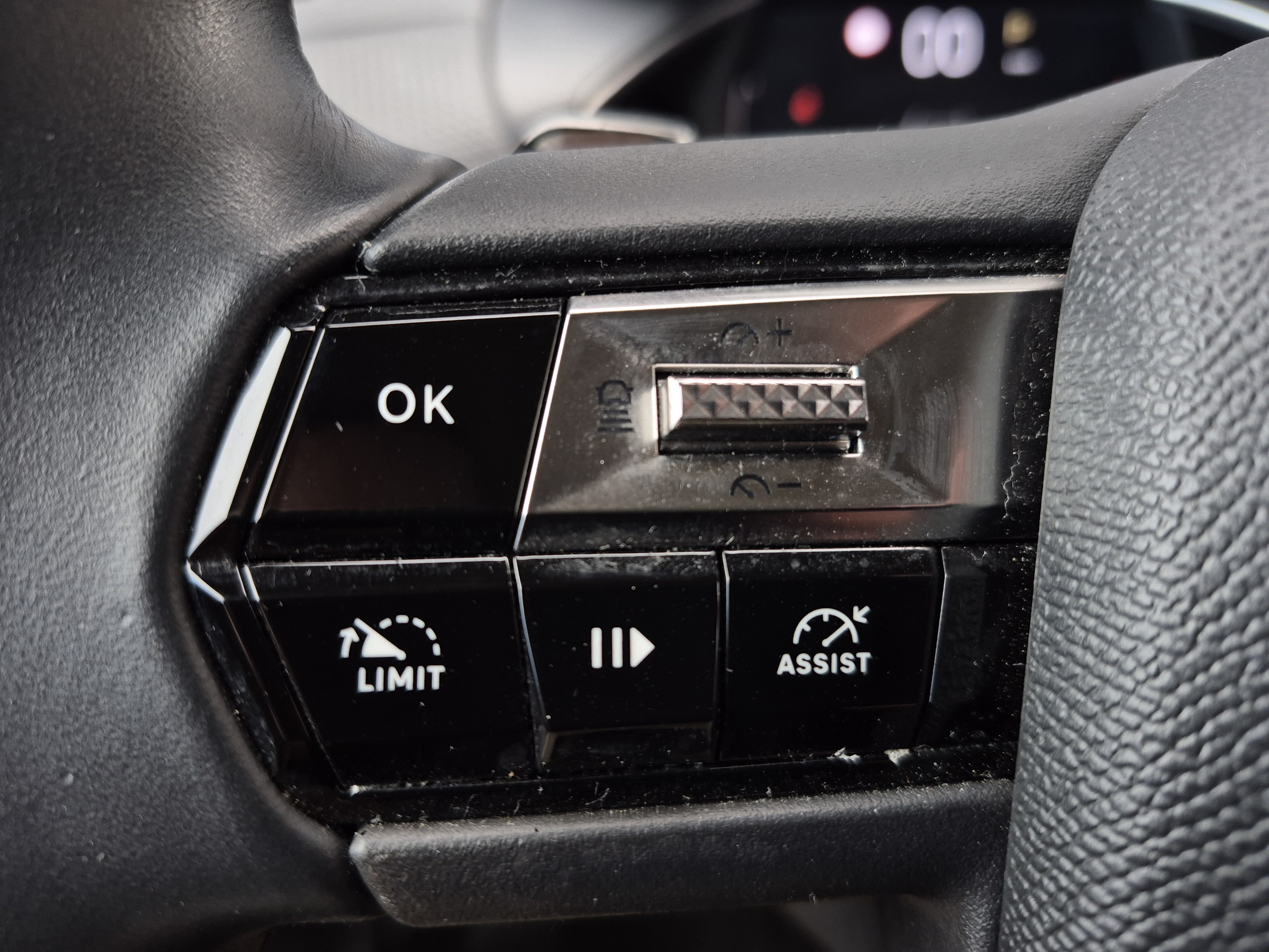 Ds DS 3 1.5 BLUEHDI 130 AUTOMATIQUE BASTILLE groupe Vergnon