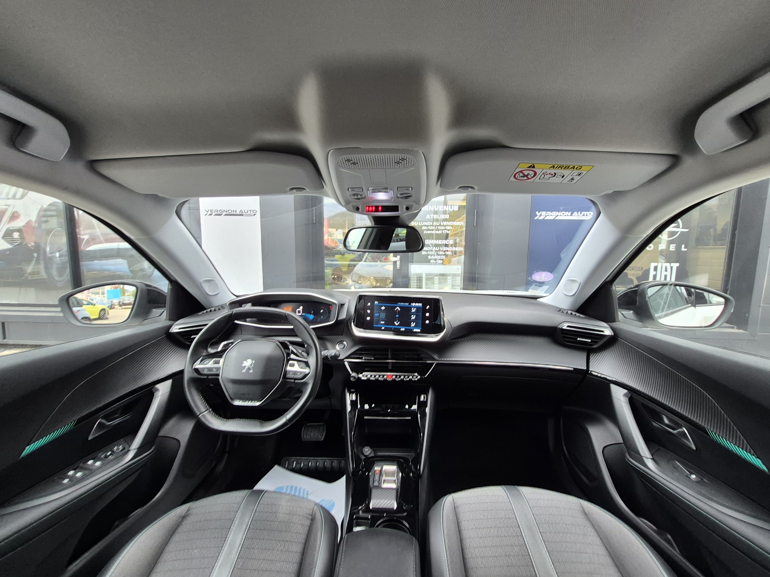 Peugeot 2008  II PureTech 130 S&S EAT8 ALLURE PACK groupe Vergnon