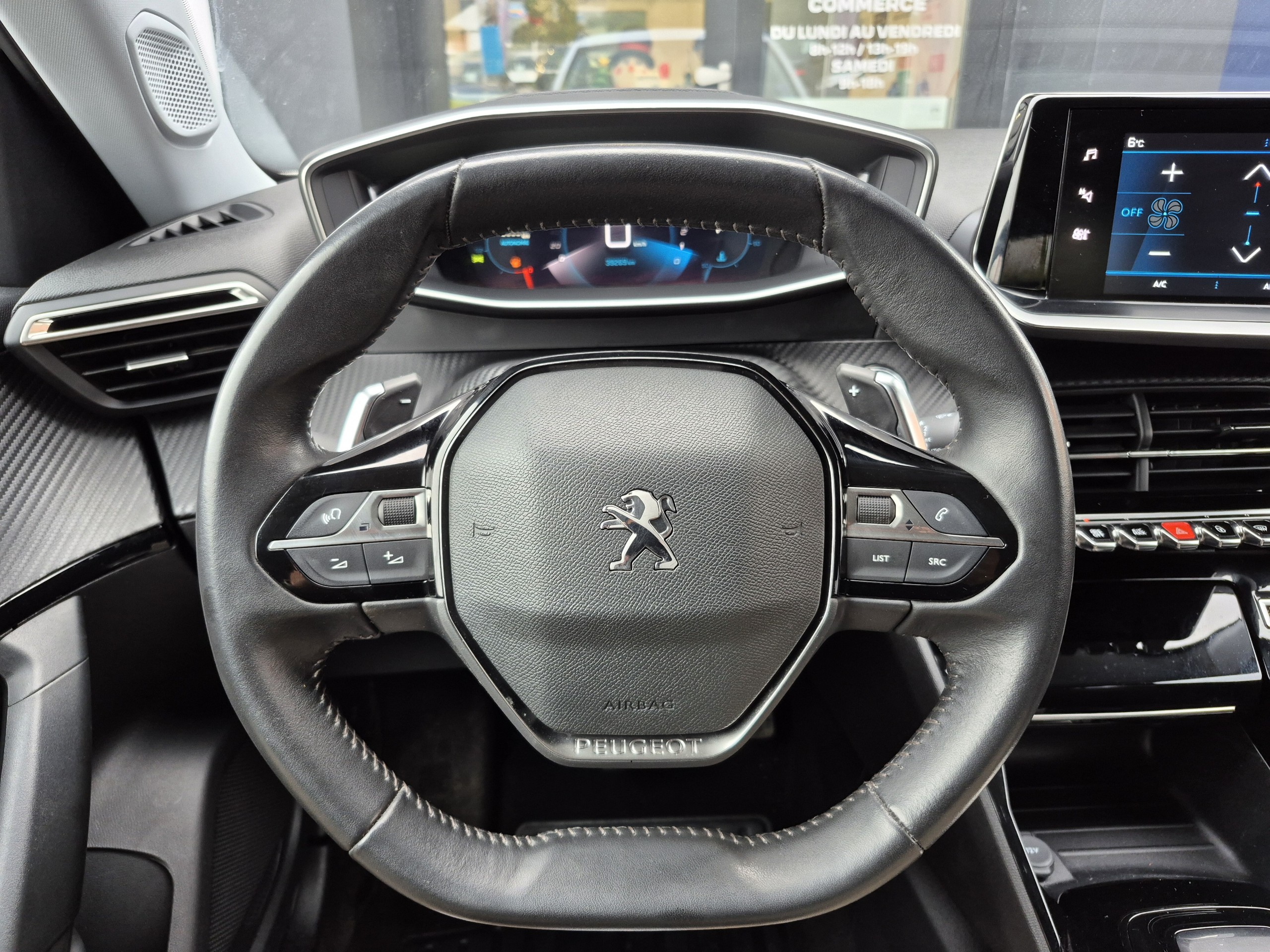 Peugeot 2008  II PureTech 130 S&S EAT8 ALLURE PACK groupe Vergnon