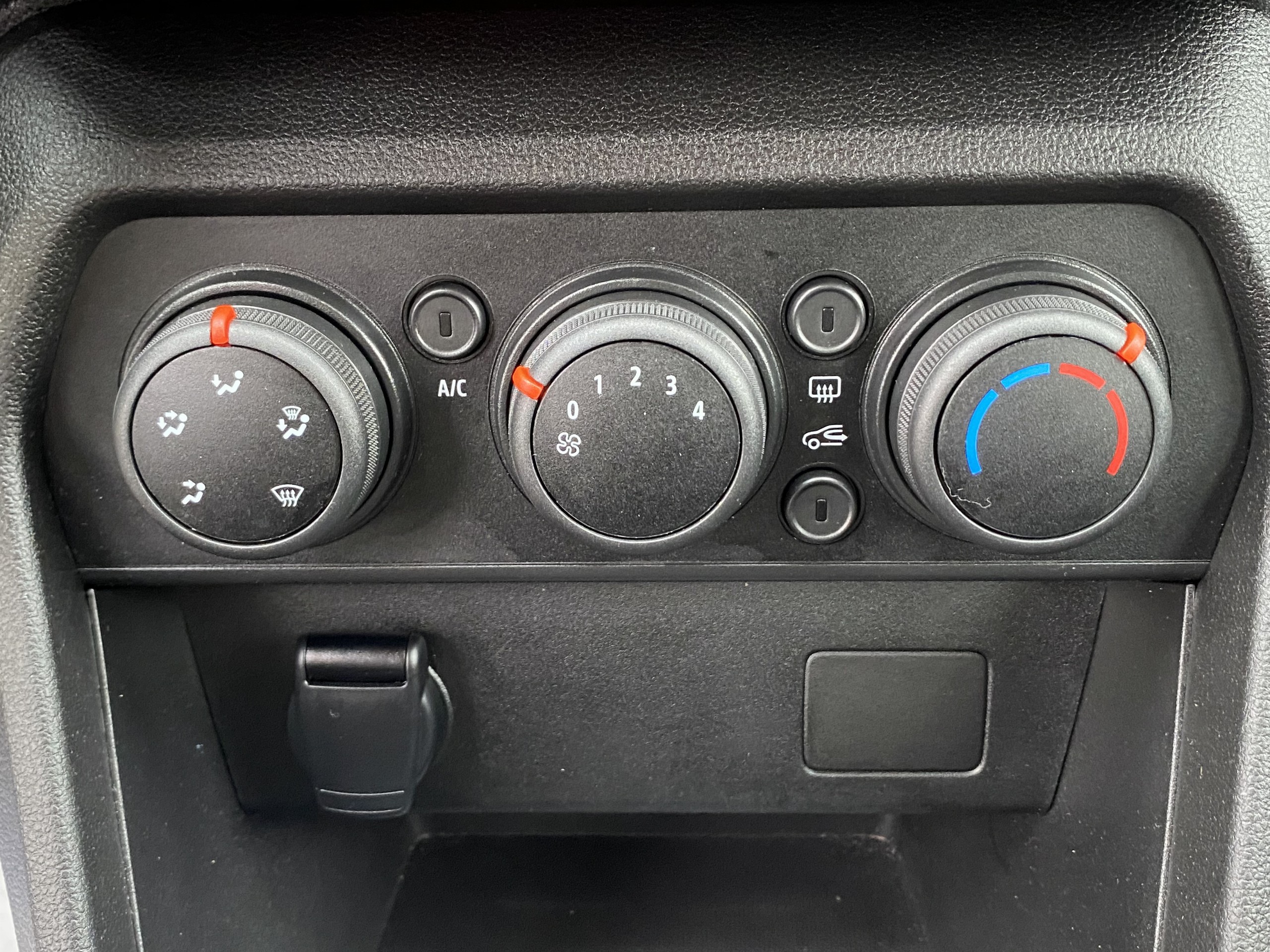 Dacia Sandero Stepway  III Essential TCe 90 groupe Vergnon