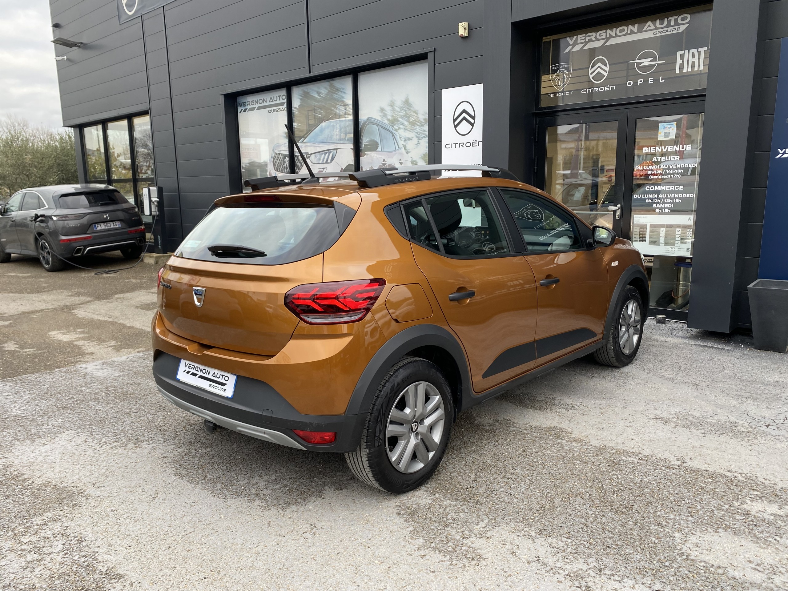 Dacia Sandero Stepway  III Essential TCe 90 groupe Vergnon