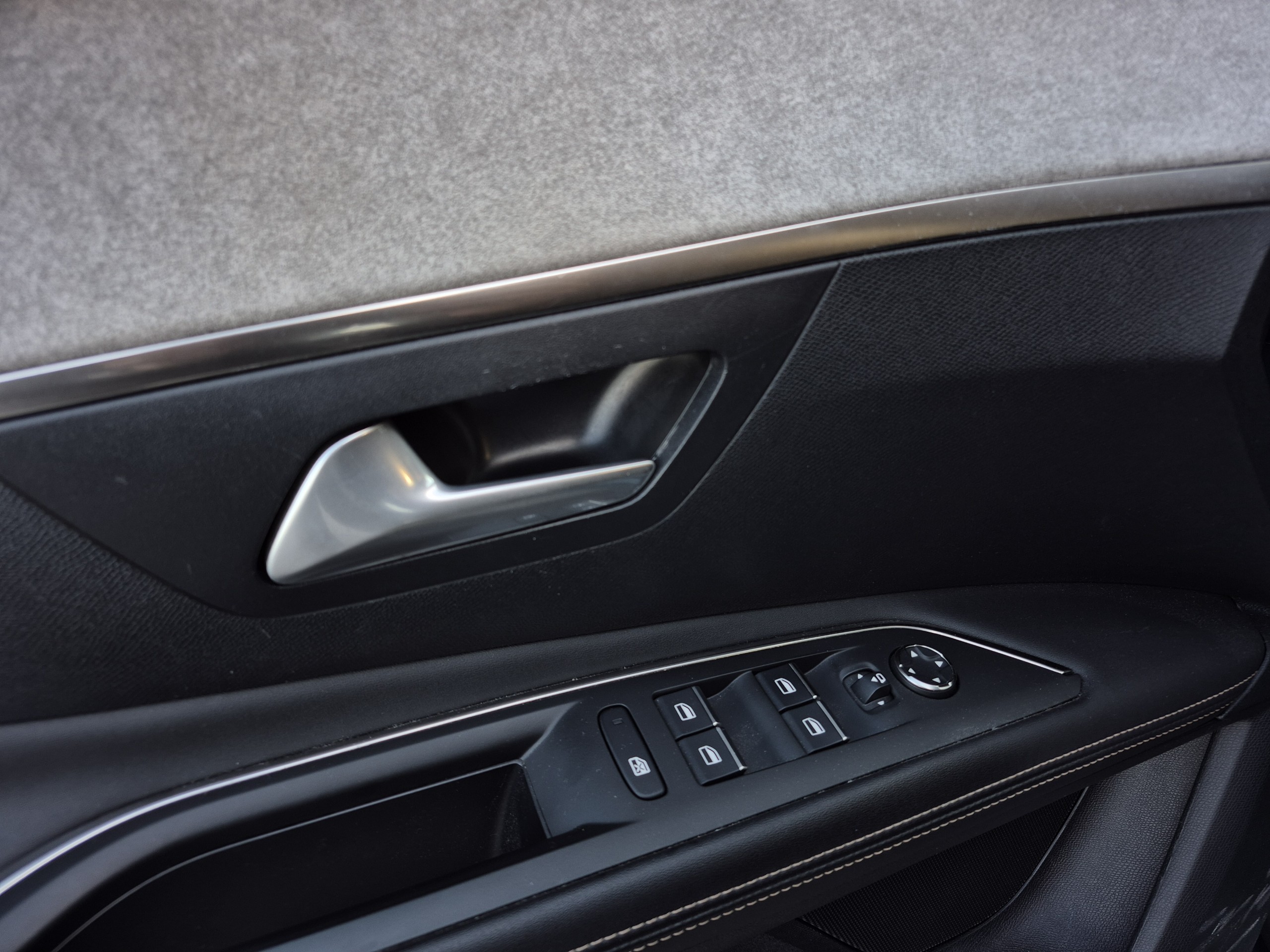 Peugeot 3008  II PureTech 130 S&S GT groupe Vergnon