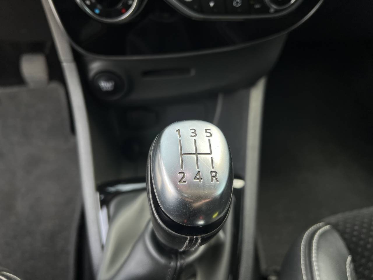 Renault Clio Estate  IV Intens ENERGY dCi 90 E6C 5 portes Break (mai 2018) (co2 104)  groupe Vergnon