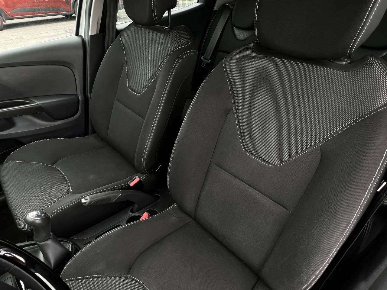 Renault Clio  IV Zen 1.2 16V 75 groupe Vergnon