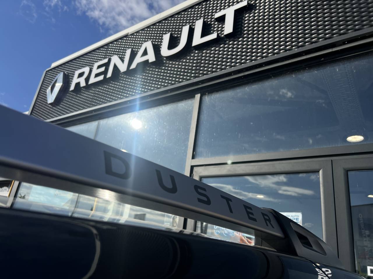 Dacia Duster Lauréate Plus 2017 TCe 125 4x2 groupe Vergnon