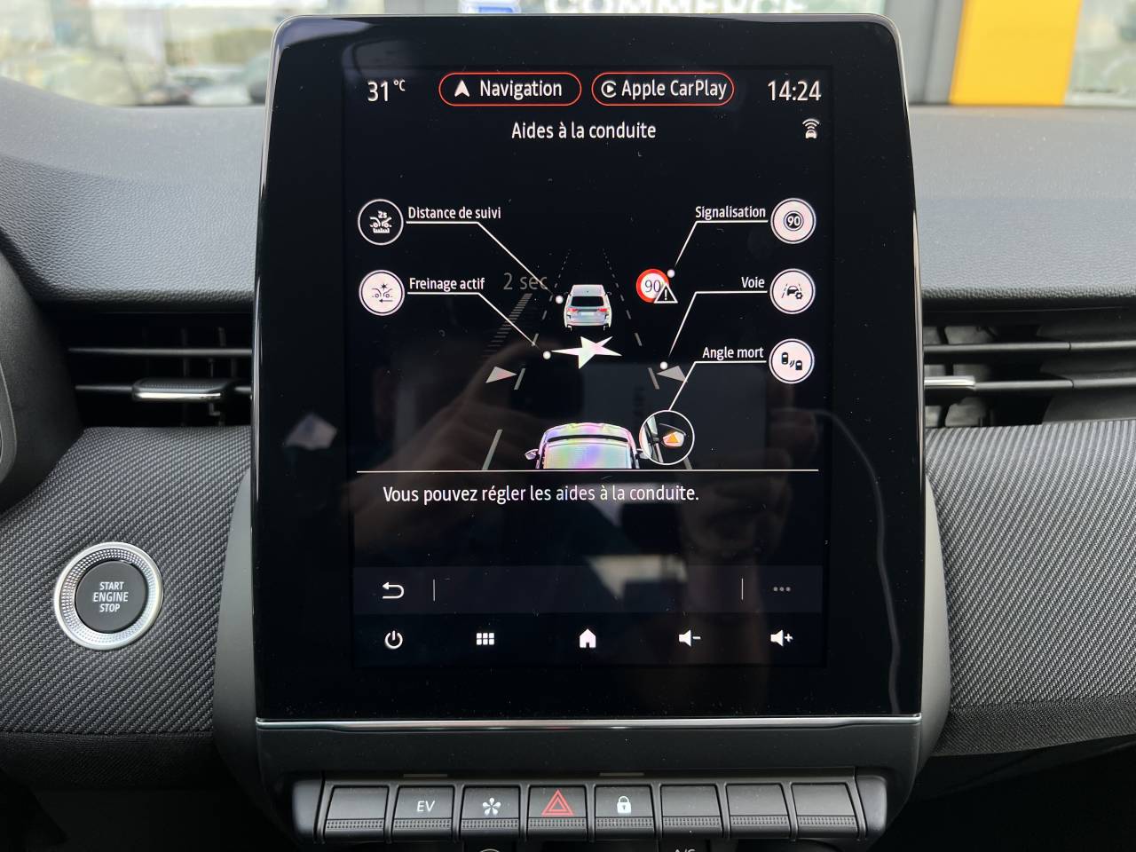 Renault Clio  V Techno E-Tech full hybrid 145 groupe Vergnon