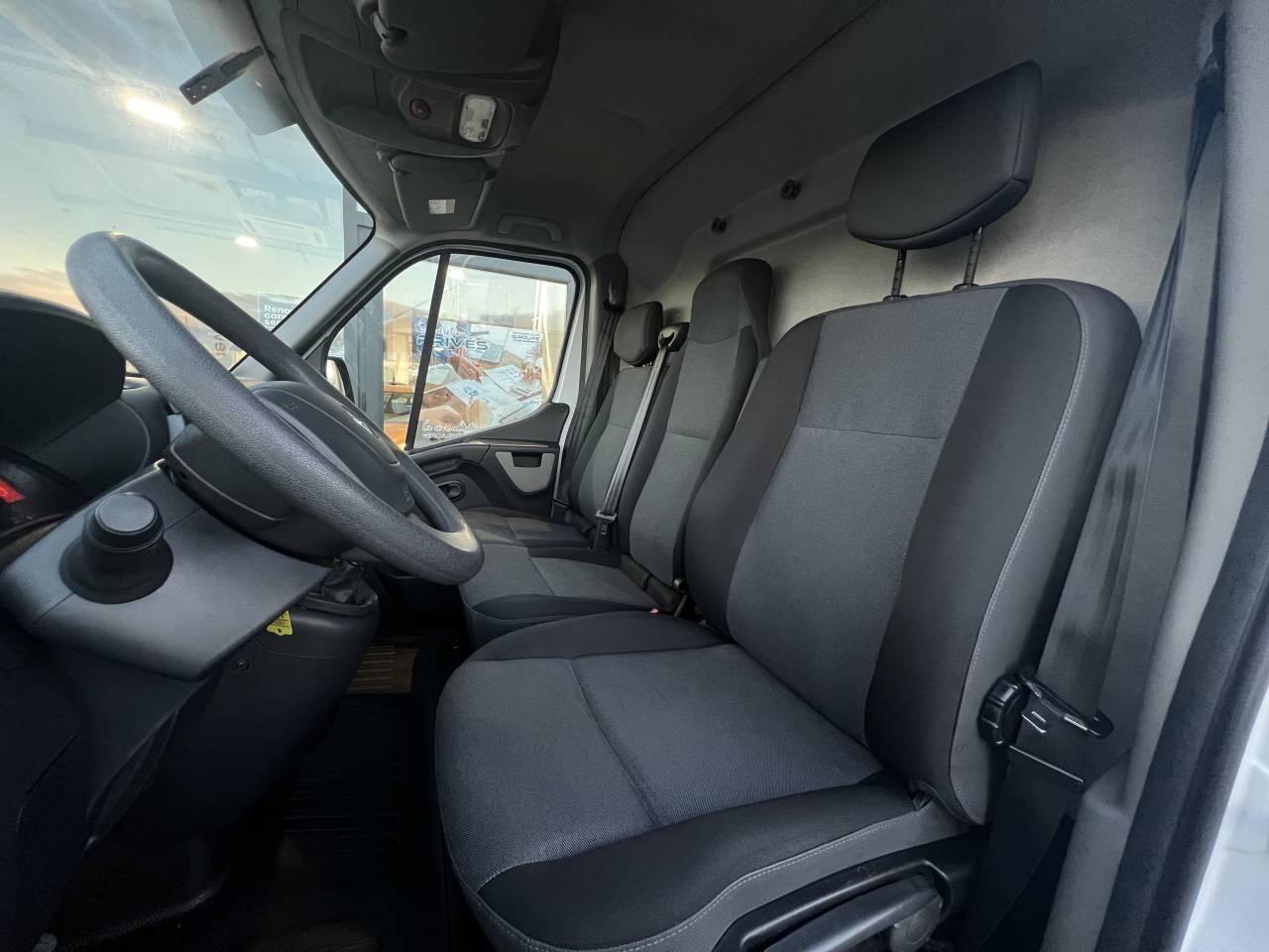 Renault Master  III GCf Trac F3500 L1H1 dCi 130 S&S Euro6 groupe Vergnon