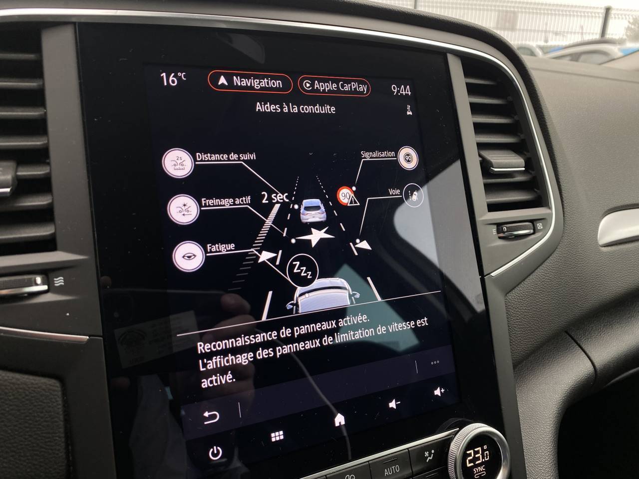 Renault Mégane Berline  IV techno TCe 140 EDC groupe Vergnon