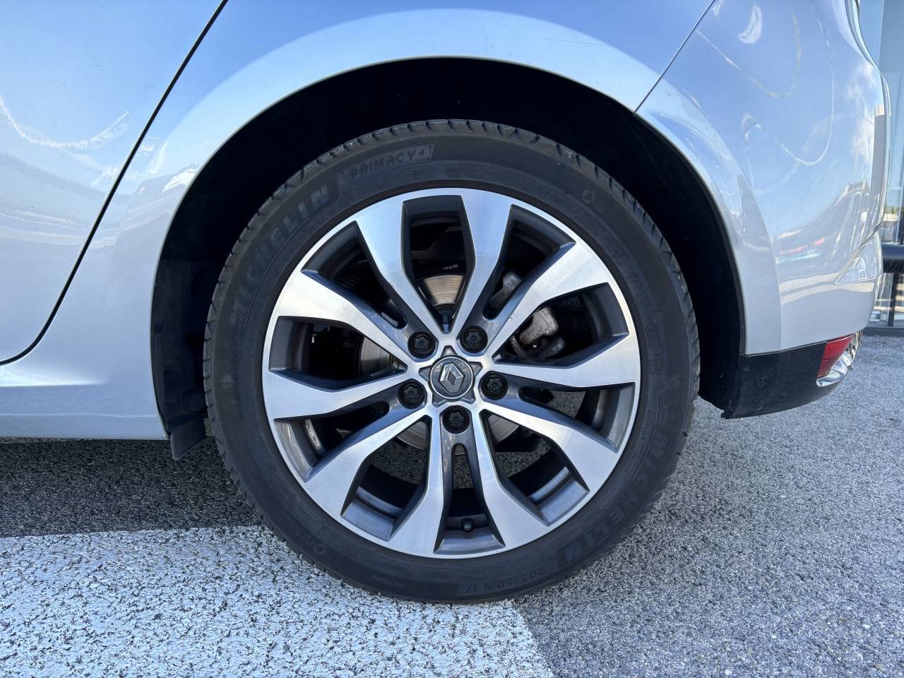 Renault Mégane Berline  IV techno TCe 140 EDC groupe Vergnon