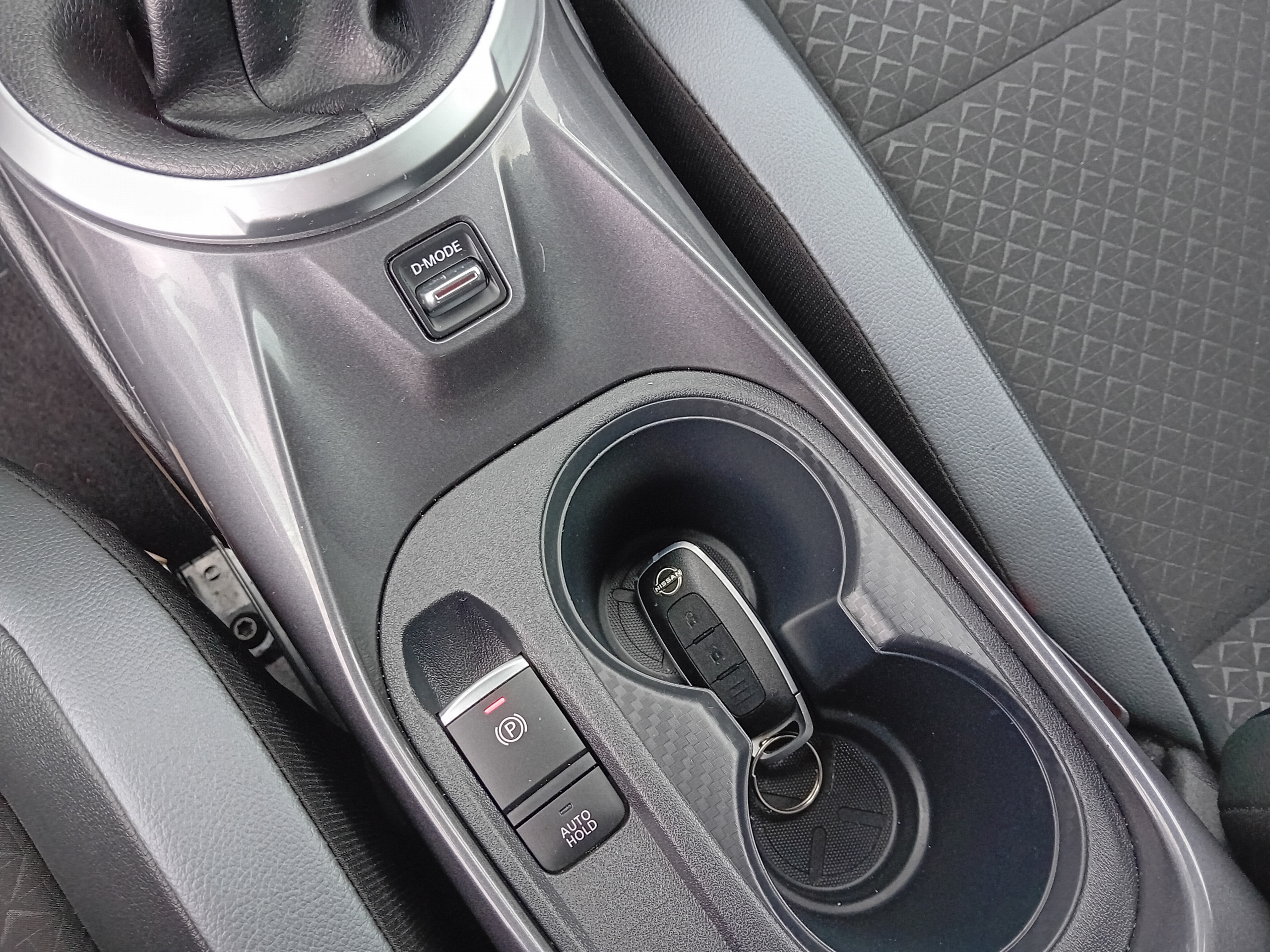 Nissan Juke  II DIG-T 114 BVM6 N-Connecta groupe Vergnon