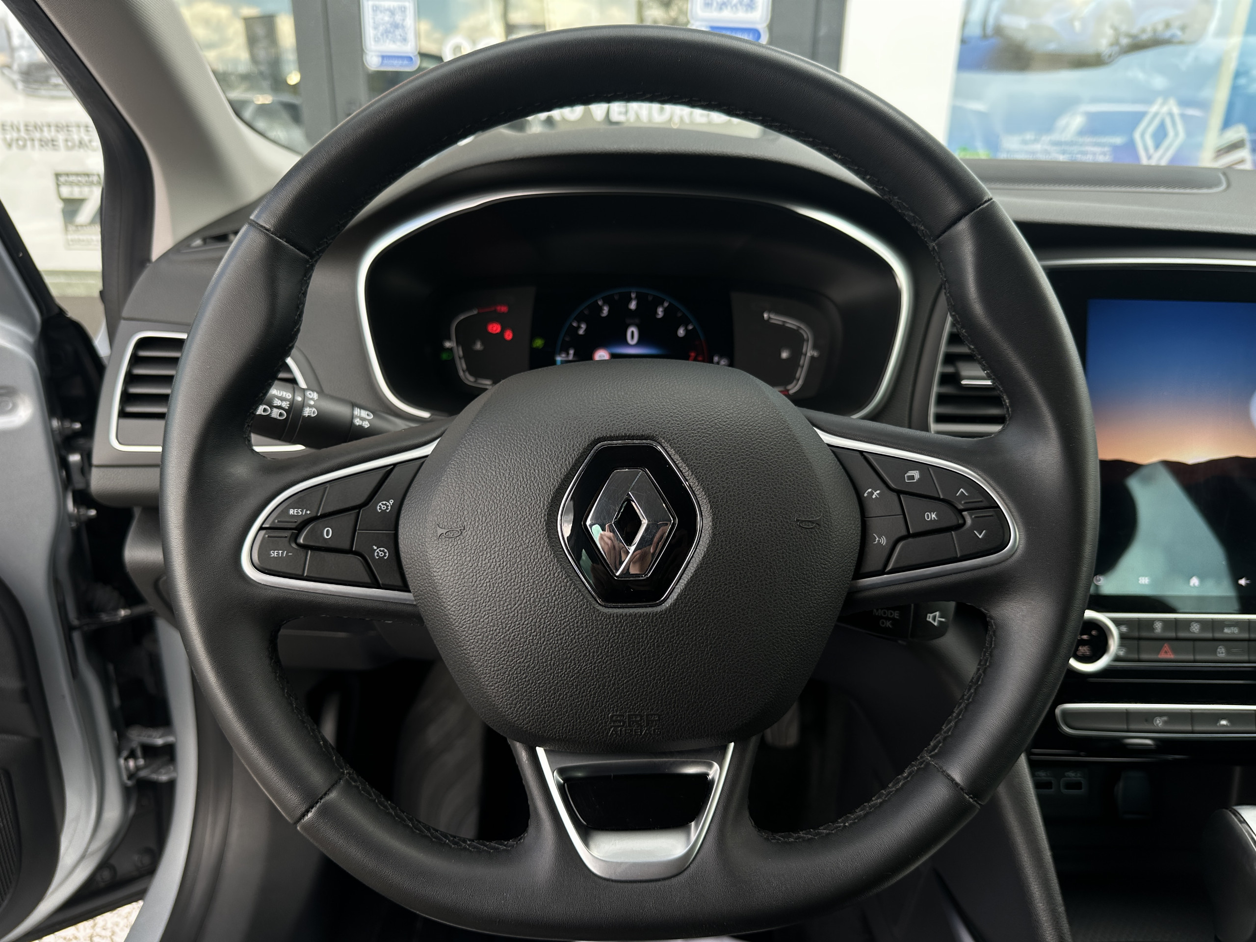 Renault Mégane Berline  IV techno TCe 140 EDC groupe Vergnon