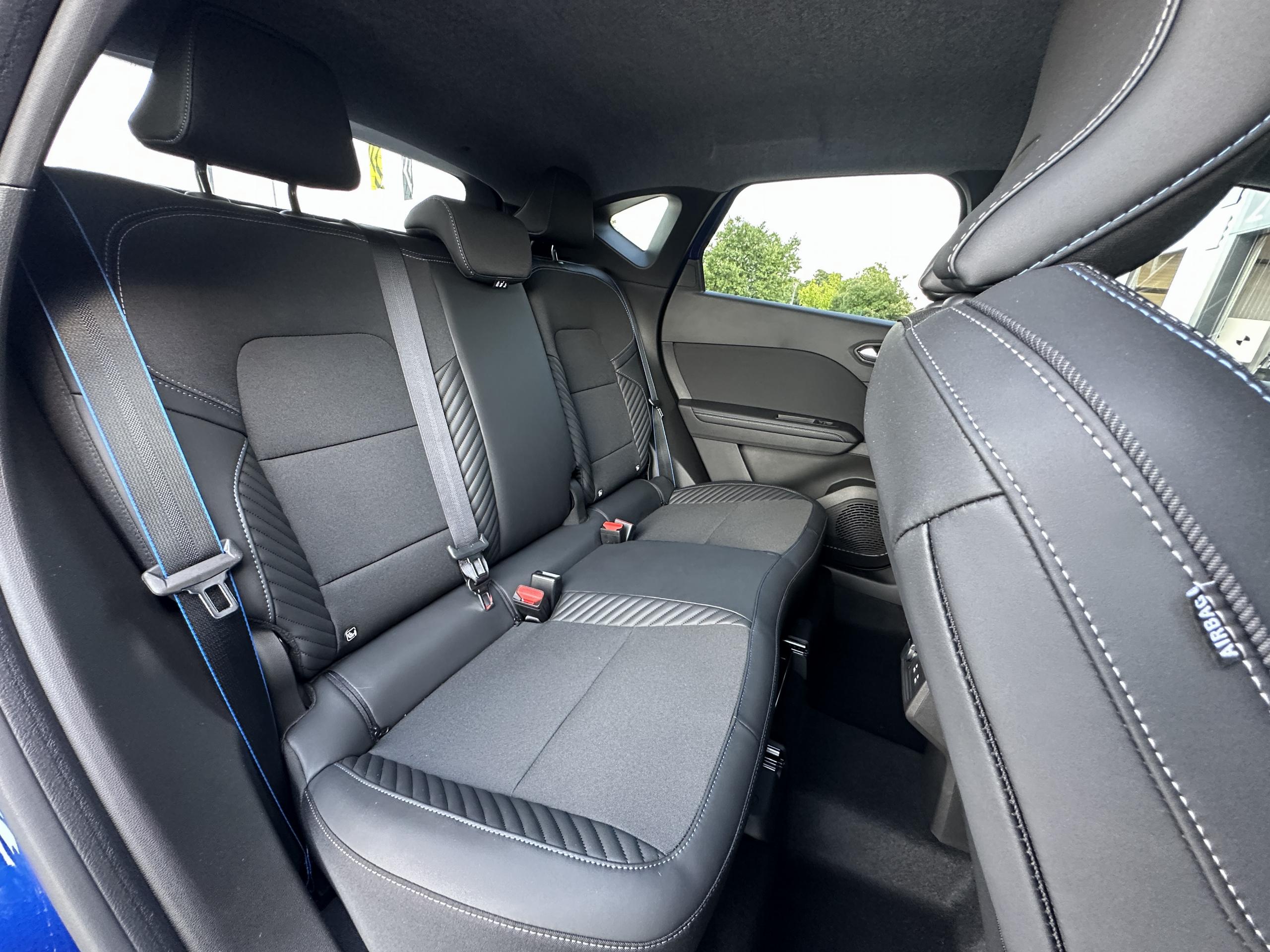 Renault Captur  II esprit Alpine E-Tech full hybrid 145 groupe Vergnon