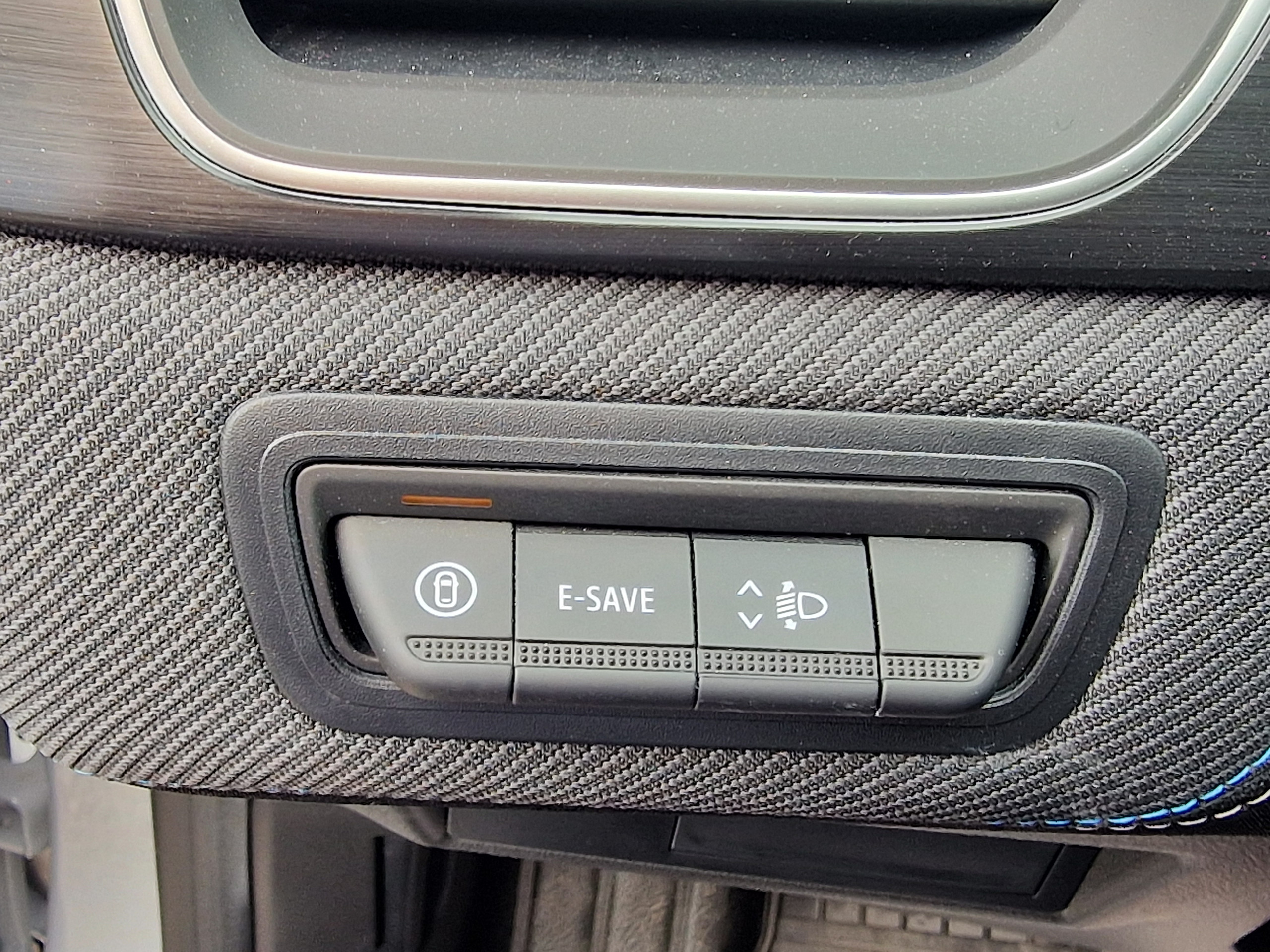 Renault Symbioz esprit Alpine E-Tech full hybrid 145 groupe Vergnon