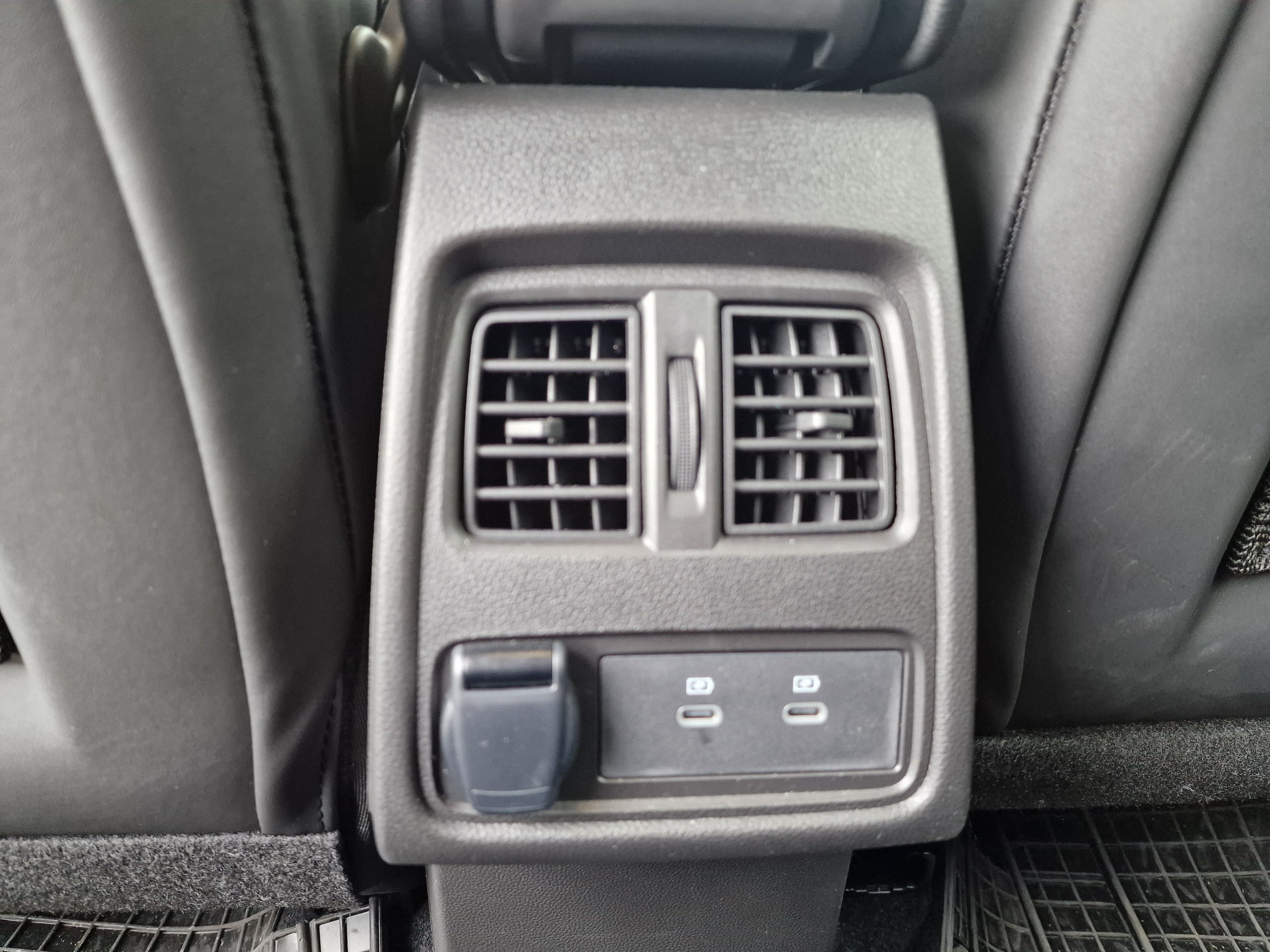 Renault Symbioz esprit Alpine E-Tech full hybrid 145 groupe Vergnon