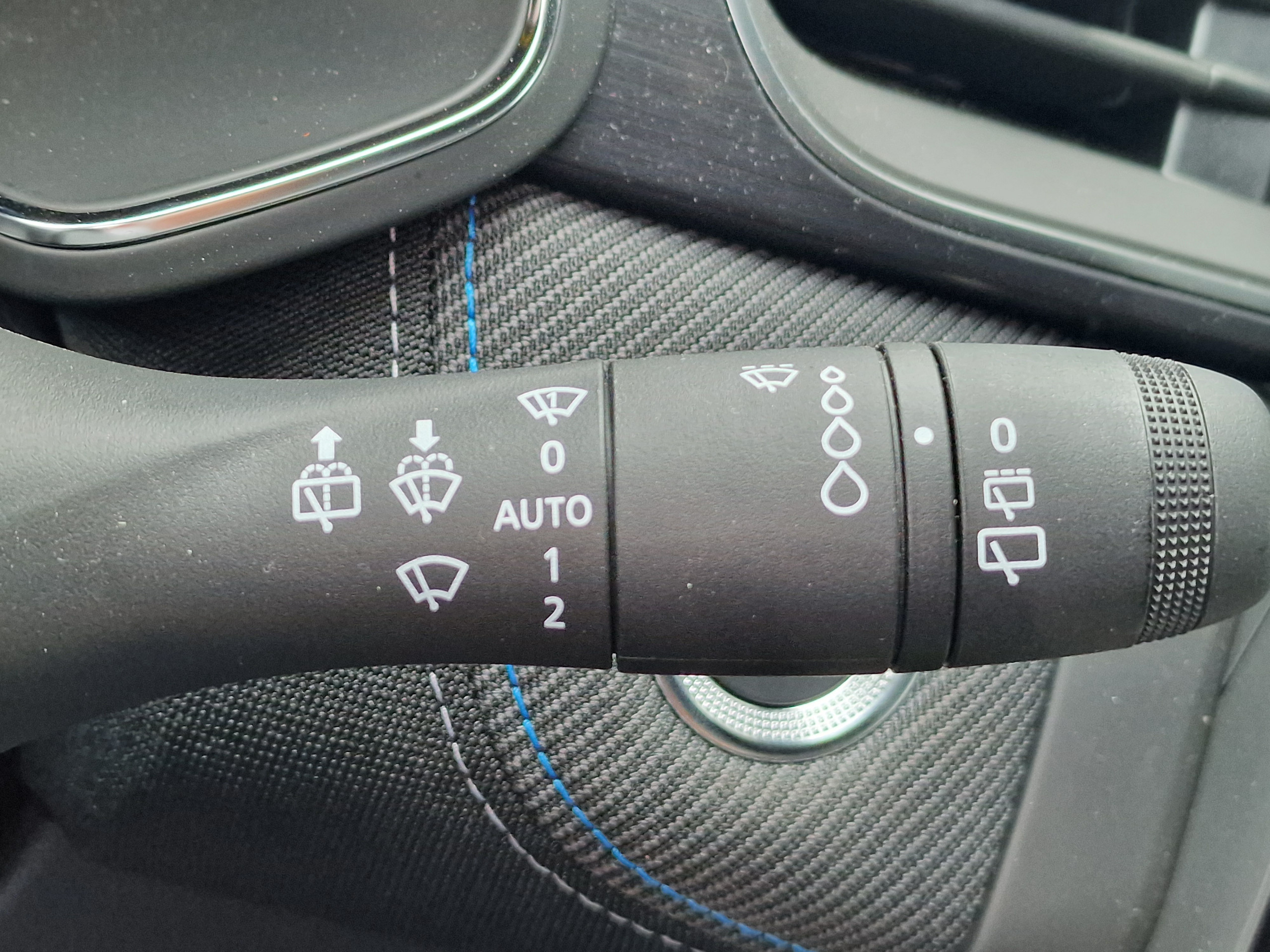 Renault Symbioz esprit Alpine E-Tech full hybrid 145 groupe Vergnon