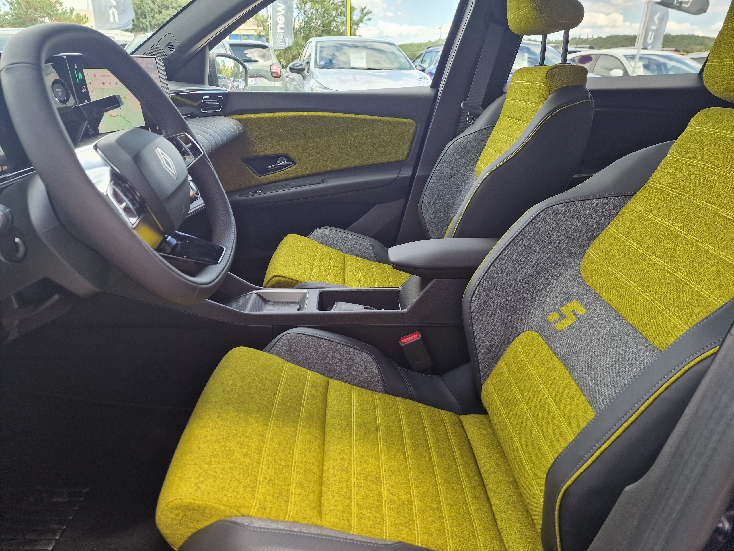 Renault 5  III iconic cinq 150 ch autonomie confort groupe Vergnon