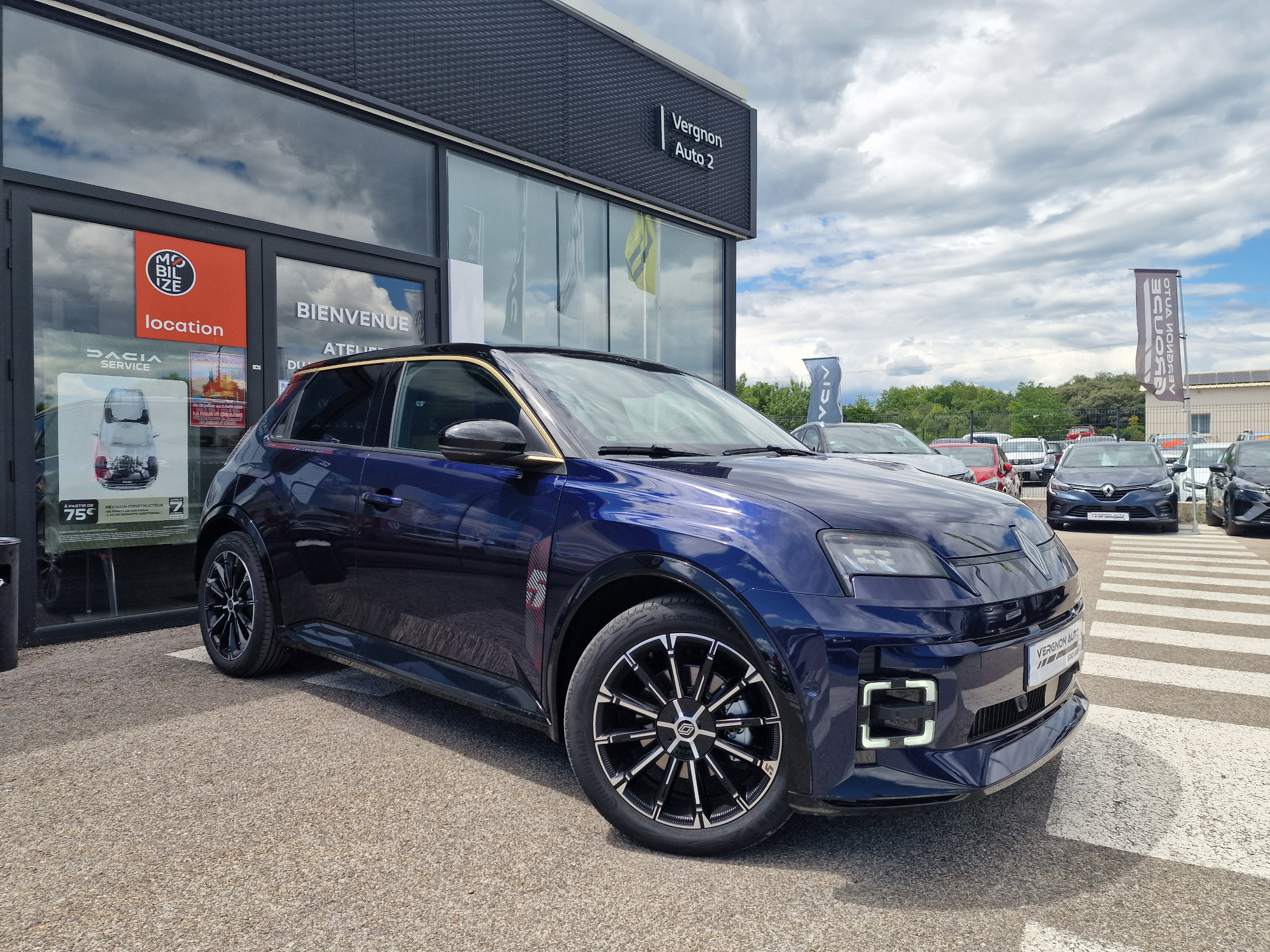 Renault 5  III iconic cinq 150 ch autonomie confort groupe Vergnon