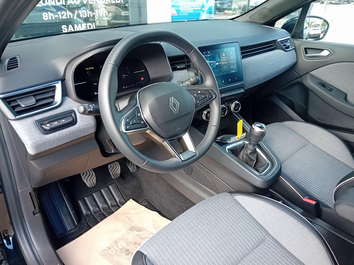 Renault Clio  V Techno TCe 90 -24 groupe Vergnon