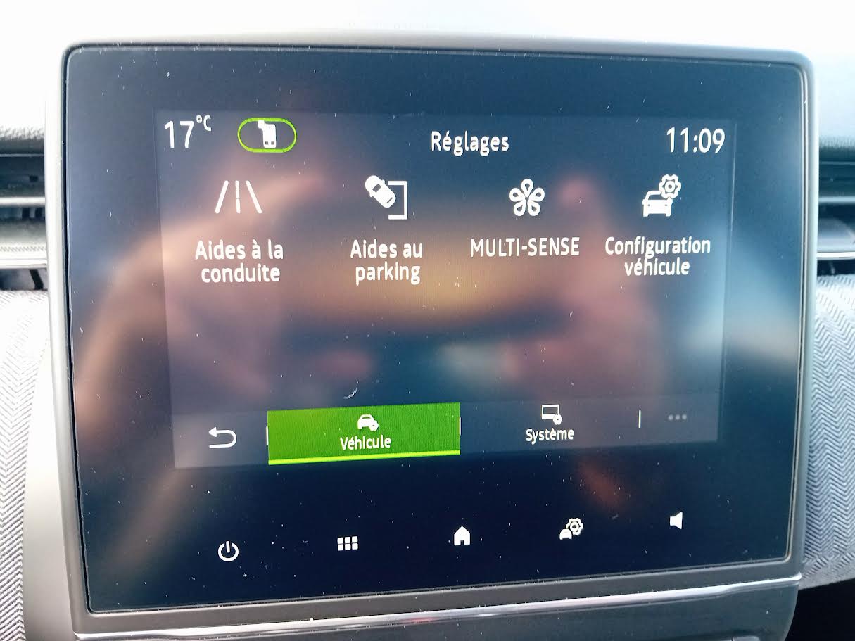 Renault Clio  V Techno TCe 90 -24 groupe Vergnon