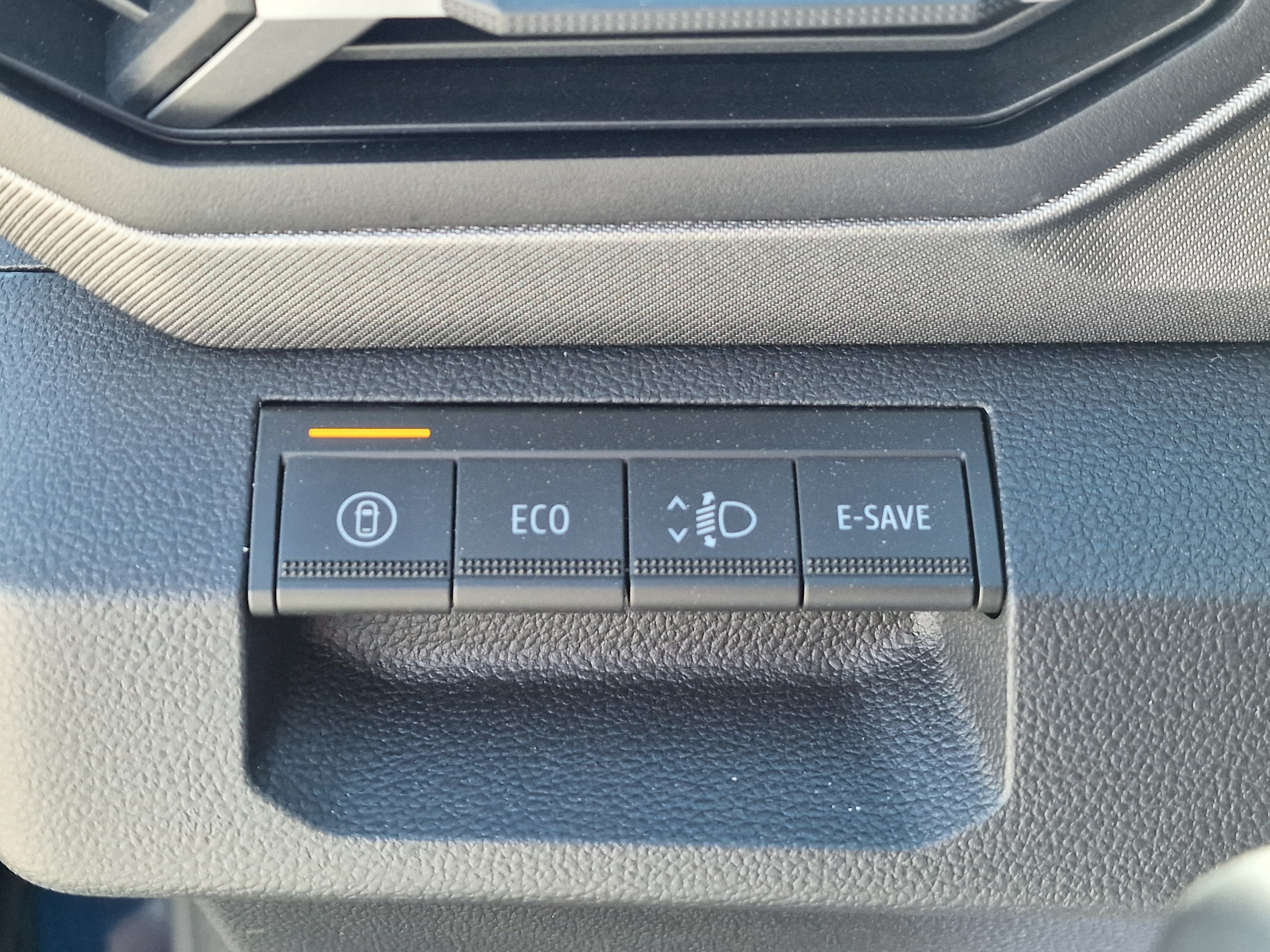 Dacia Bigster journey hybrid 155 groupe Vergnon