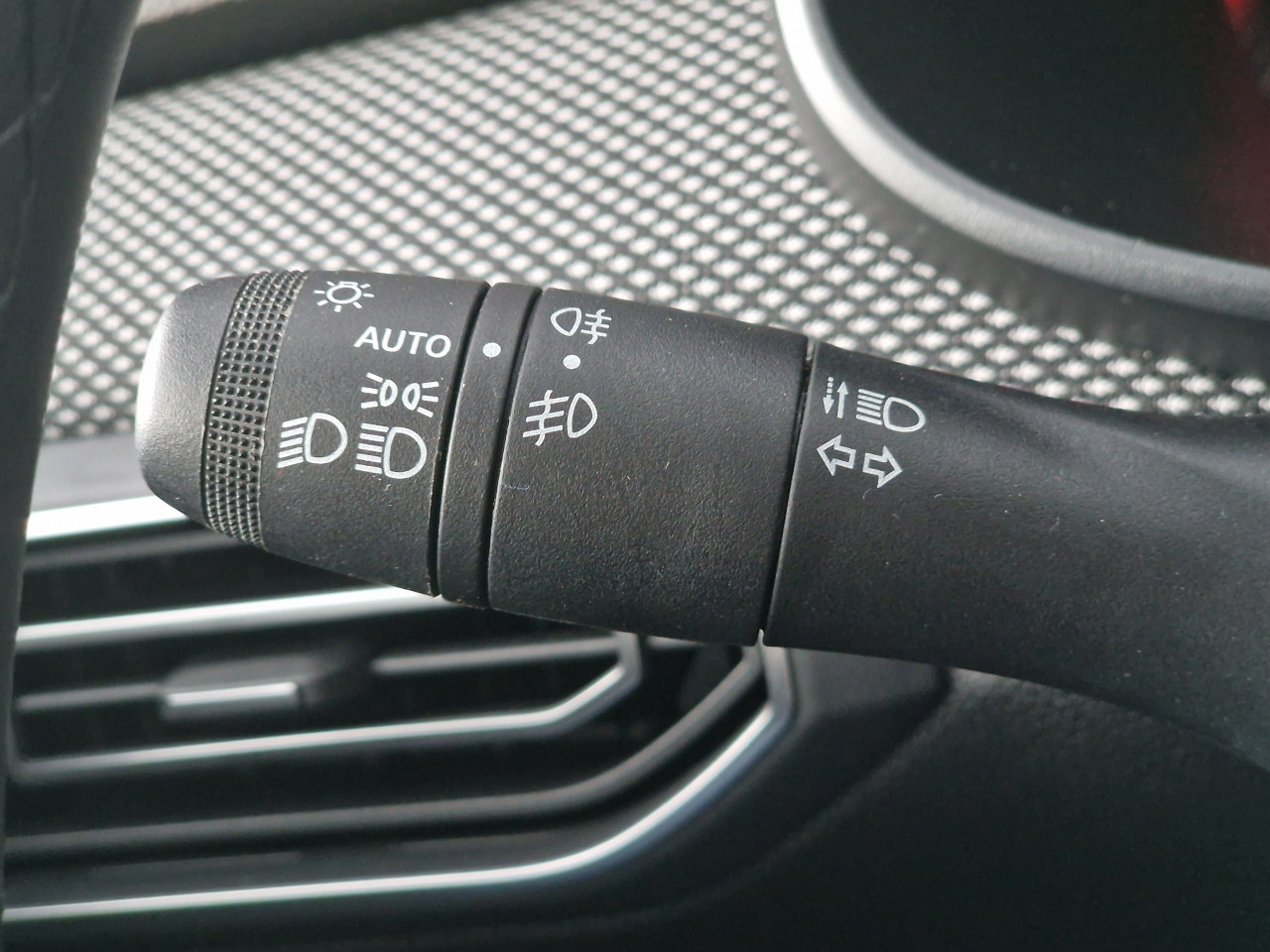 Dacia Sandero  III Confort TCe 90 -22 groupe Vergnon