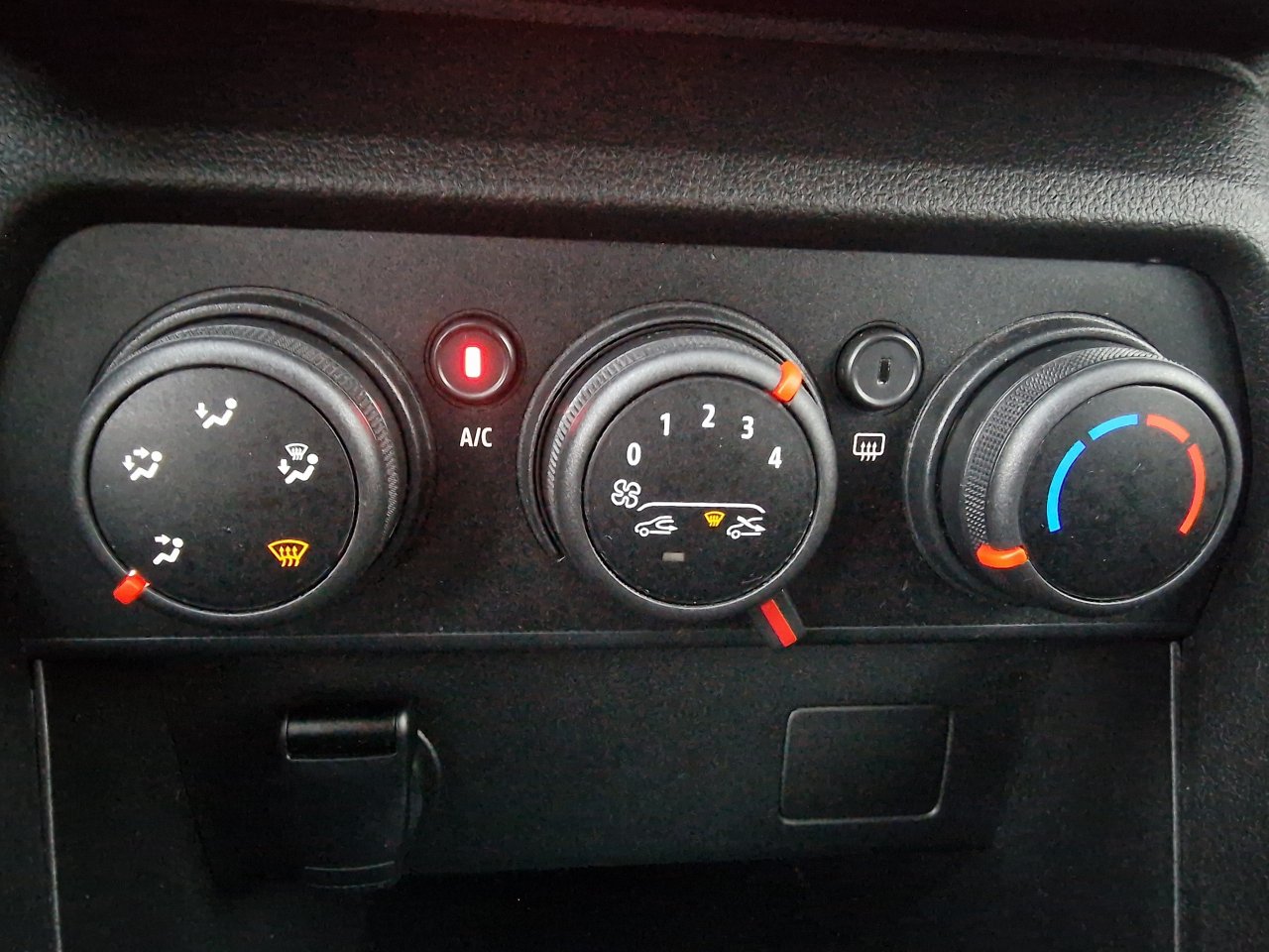 Dacia Sandero  III Confort TCe 90 -22 groupe Vergnon