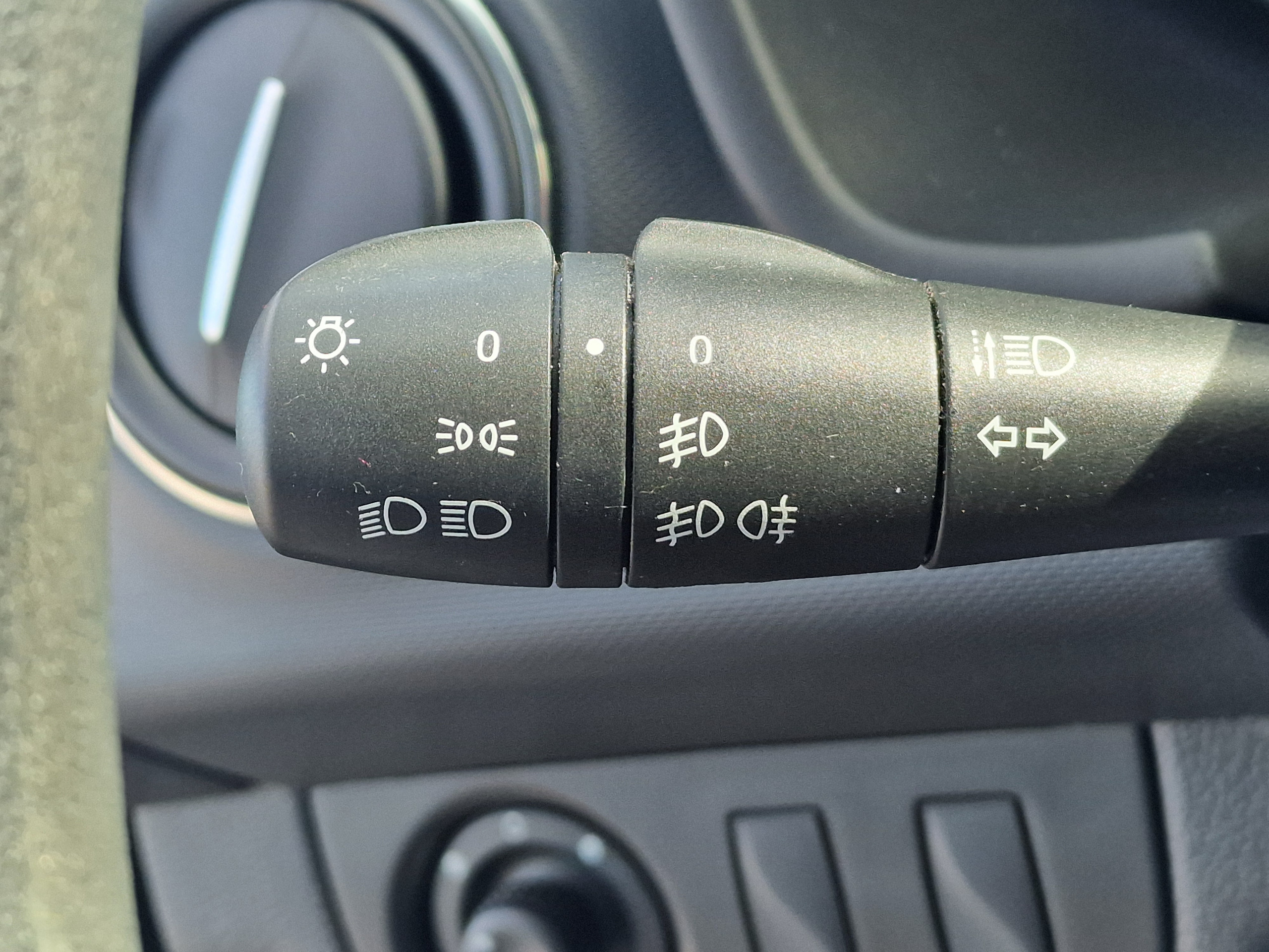 Dacia Sandero  II City+ ECO-G 100 groupe Vergnon