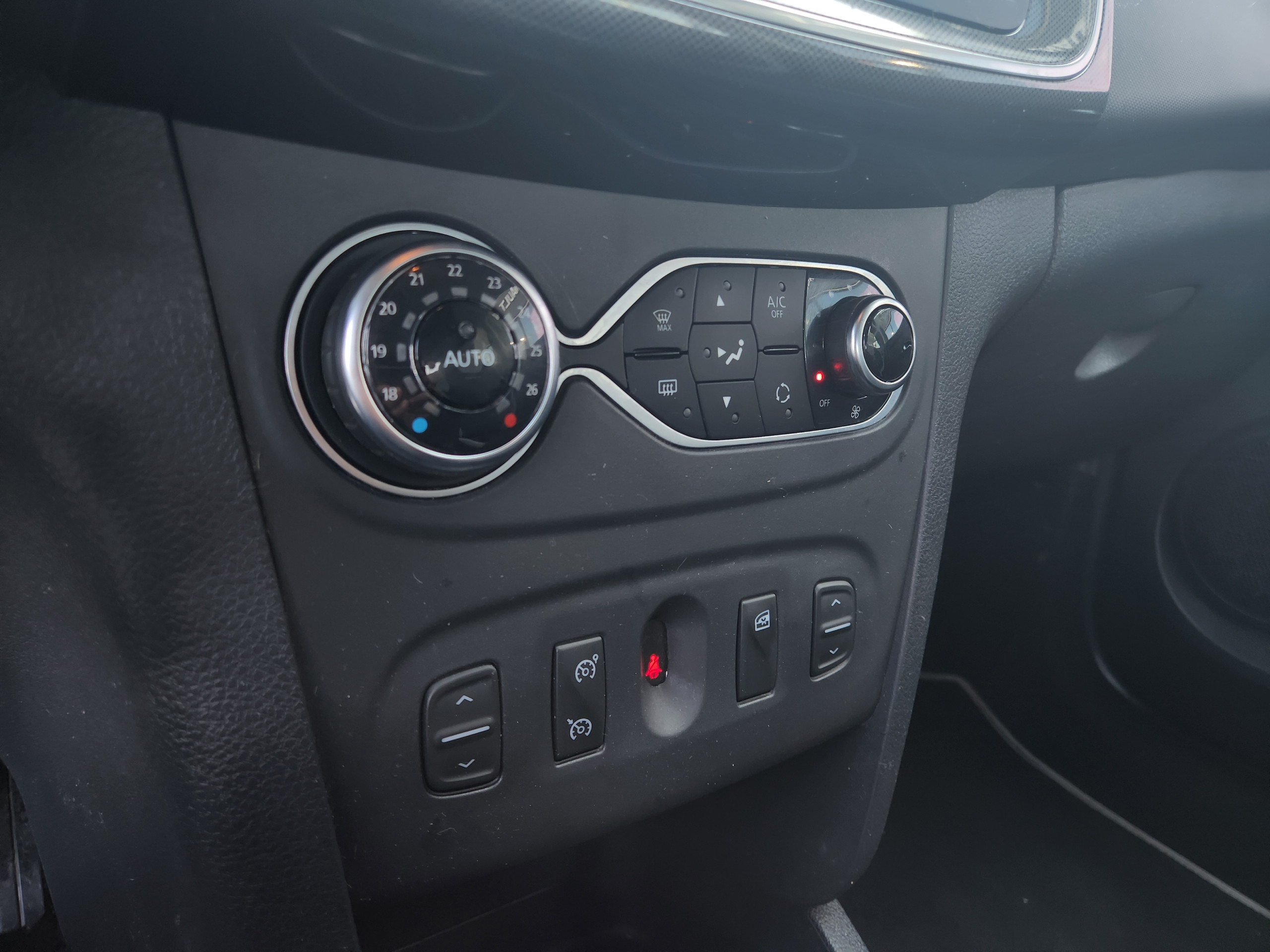 Dacia Sandero  II Confort TCe 90 groupe Vergnon