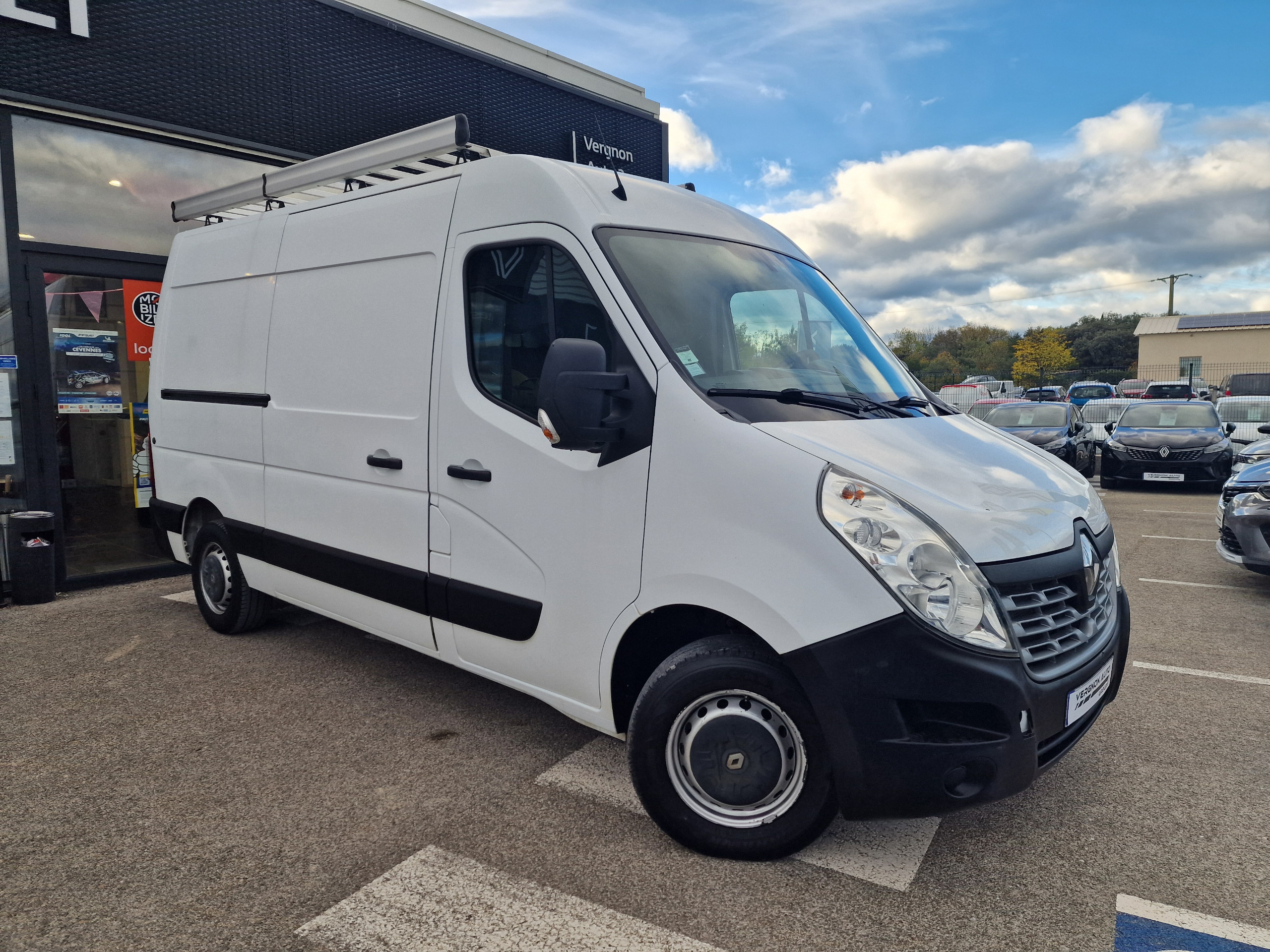 Renault Master  III FG GCf Trac F3500 L2H2 dCi 130 Euro6 groupe Vergnon