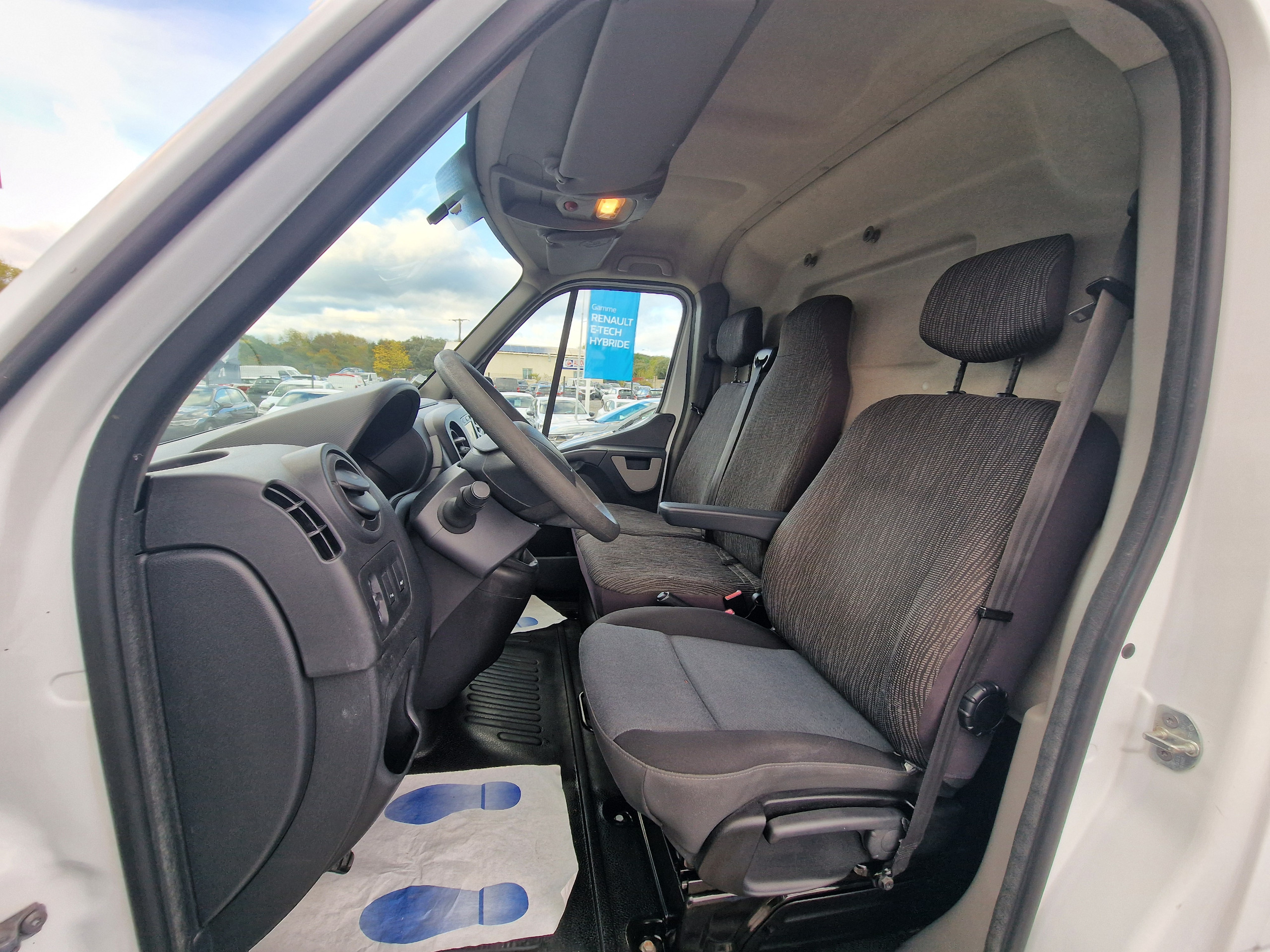 Renault Master  III FG GCf Trac F3500 L2H2 dCi 130 Euro6 groupe Vergnon