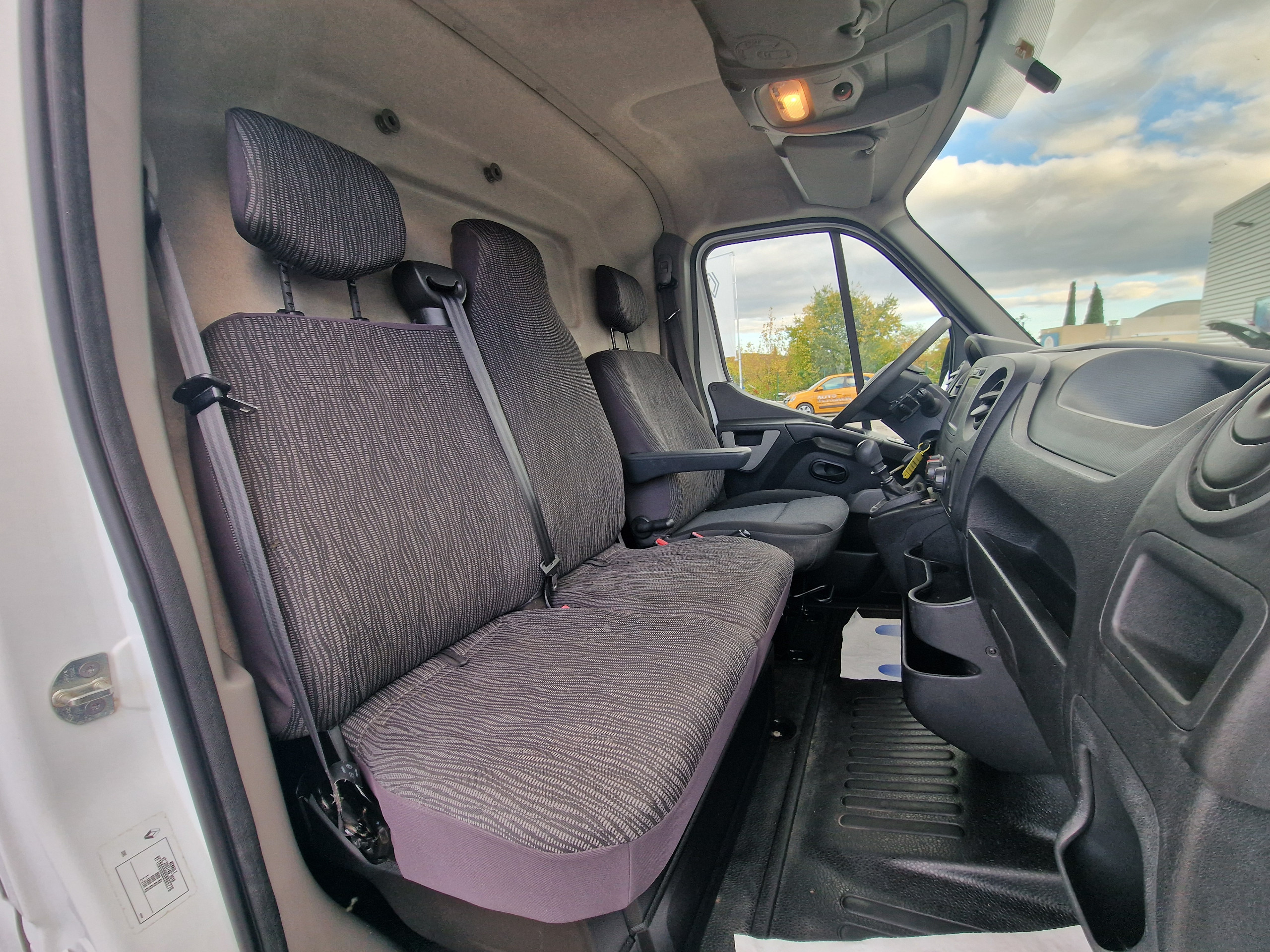 Renault Master  III FG GCf Trac F3500 L2H2 dCi 130 Euro6 groupe Vergnon