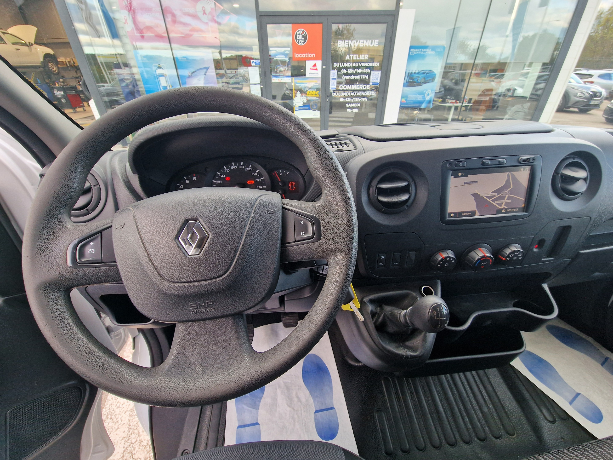 Renault Master  III FG GCf Trac F3500 L2H2 dCi 130 Euro6 groupe Vergnon