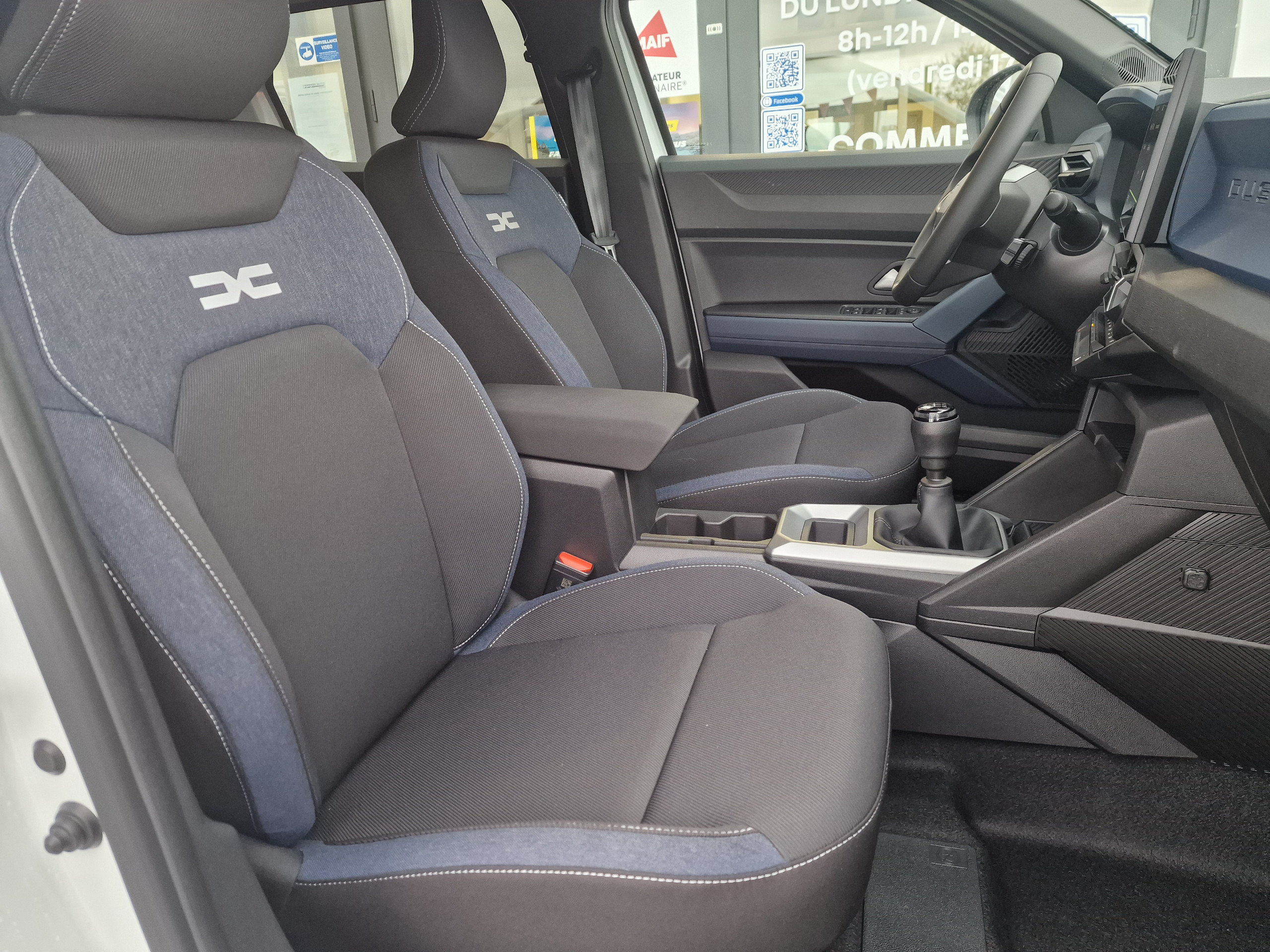 Dacia Duster  III journey mild hybrid 130 groupe Vergnon