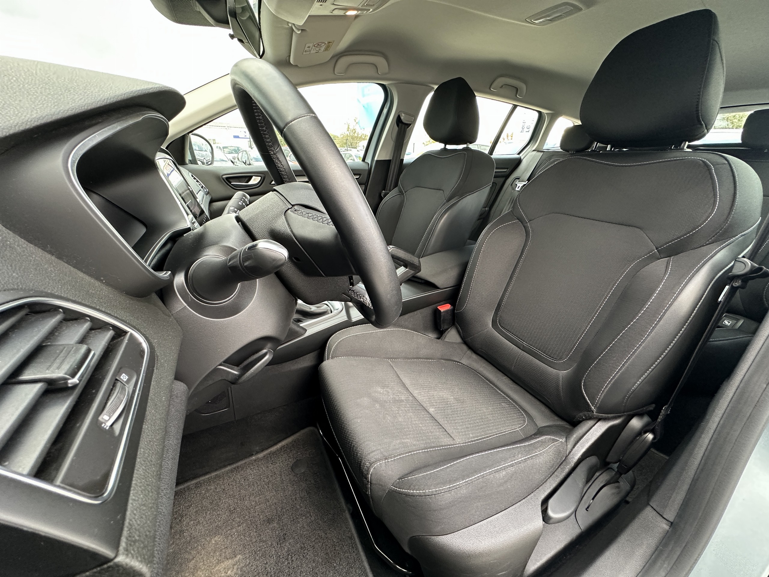 Renault Mégane Estate  IV Business Blue dCi 115 EDC -21N groupe Vergnon