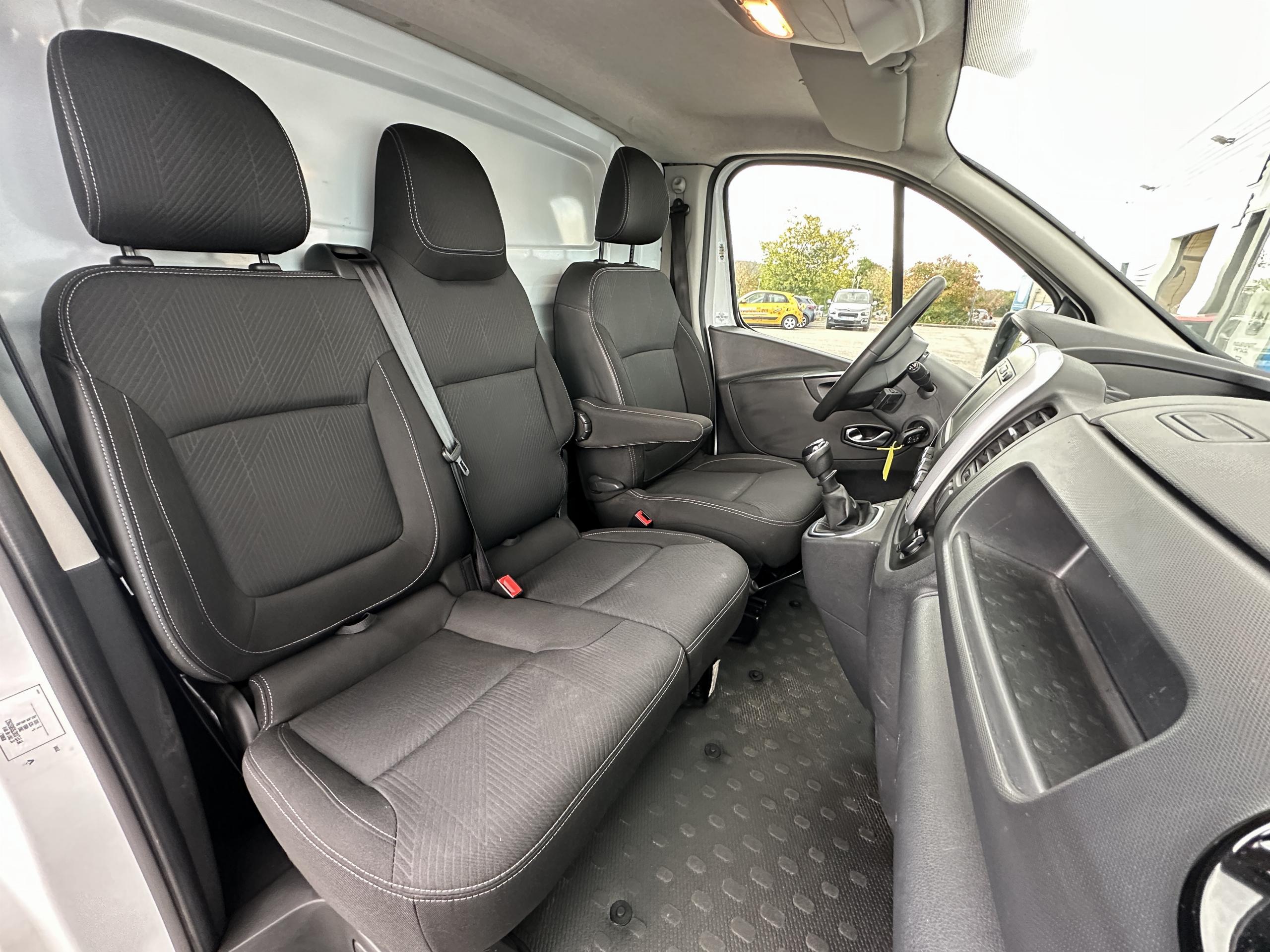 Renault Trafic  III NV FG GCF L1H1 1200 dCi 120 groupe Vergnon