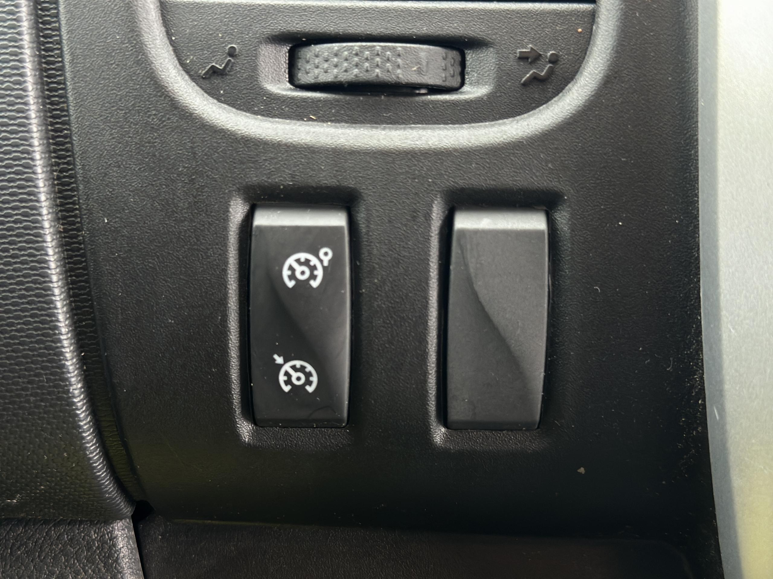 Renault Trafic  III NV FG GCF L1H1 1200 dCi 120 groupe Vergnon