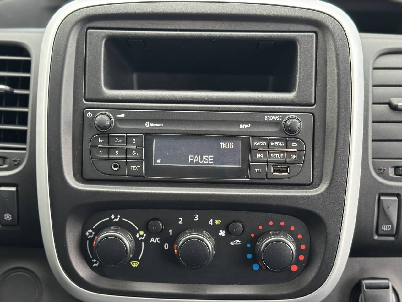 Renault Trafic  III FG GCF L1H1 1200 Energy dCi 125 E6 groupe Vergnon