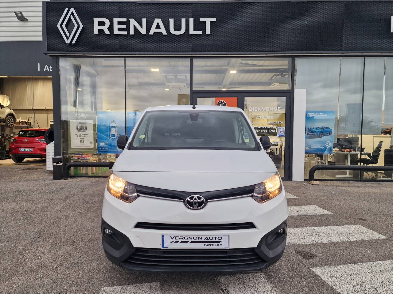 Toyota Proace City 1.5 LONG 100 D-4D ACTIVE groupe Vergnon